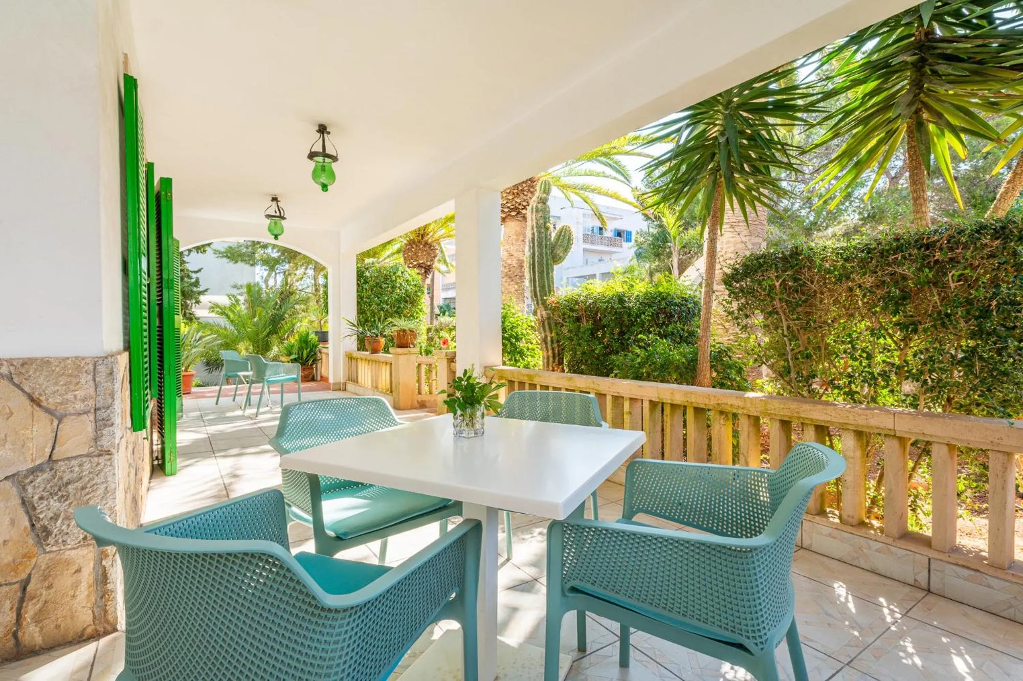 Day in Hotel Martorell by MHR