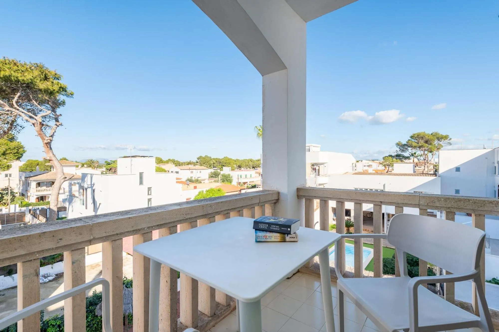 Day in Hotel Martorell by MHR