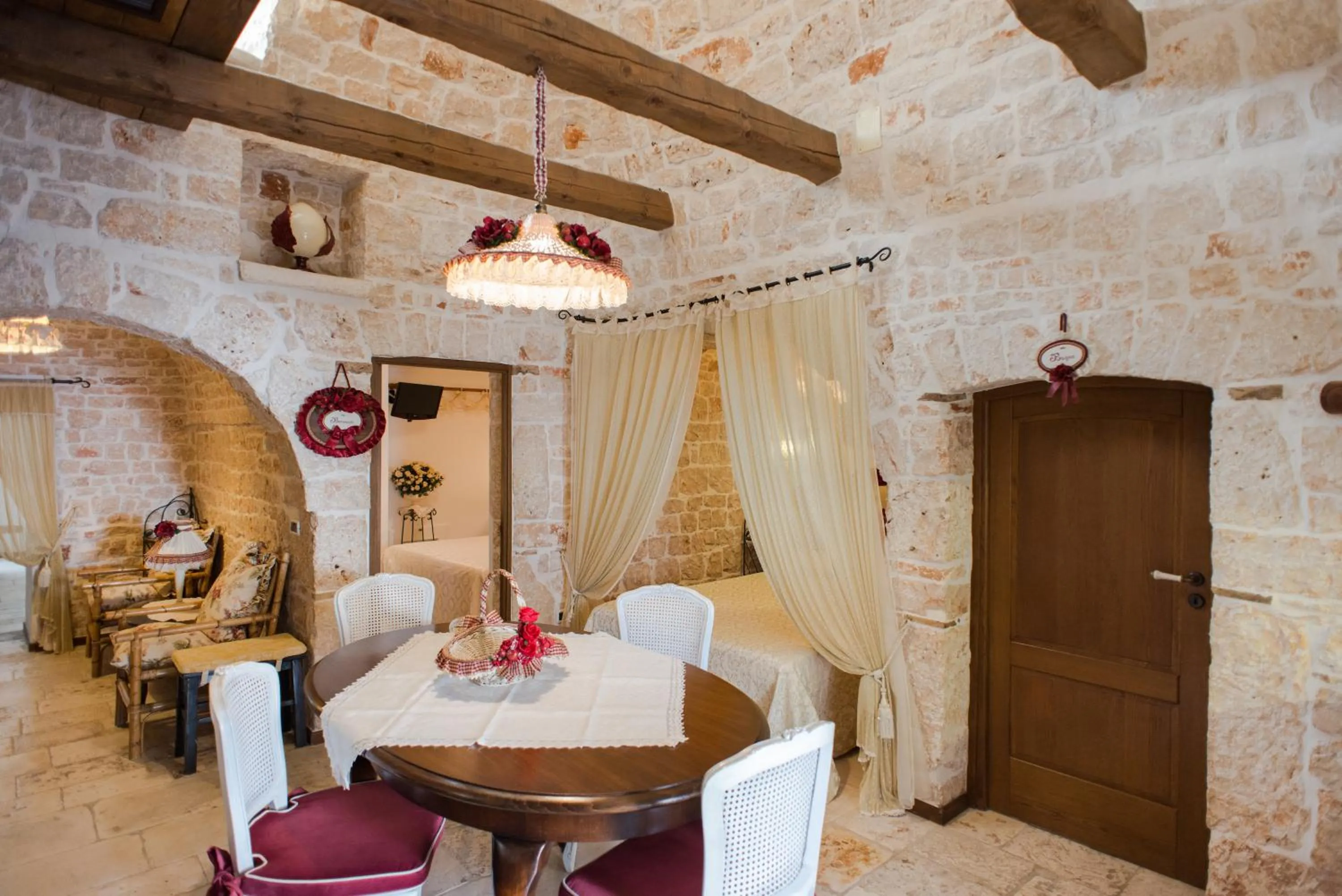 Seating area in Romantic Trulli