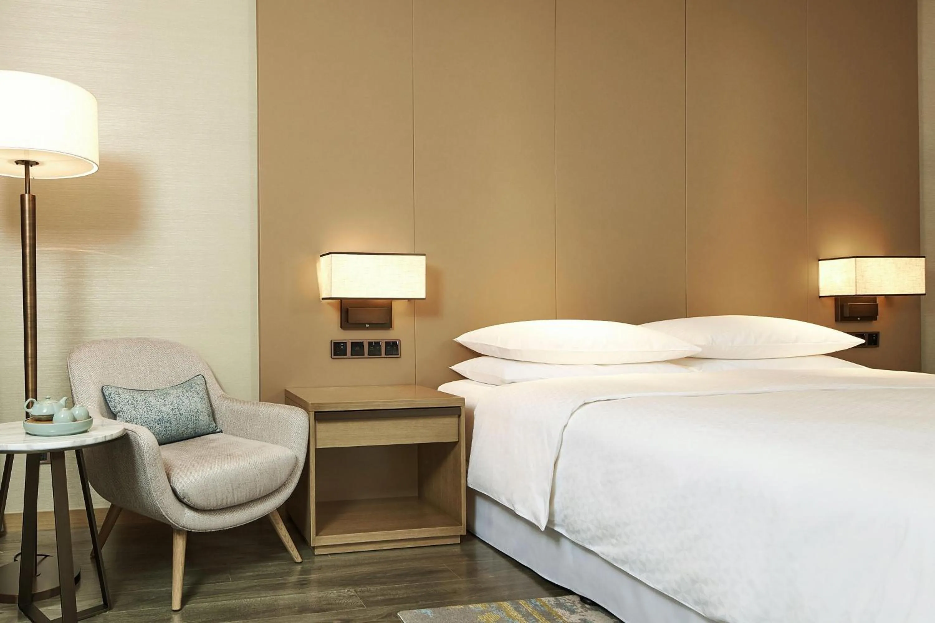 Bedroom, Bed in Four Points by Sheraton Jiaxing
