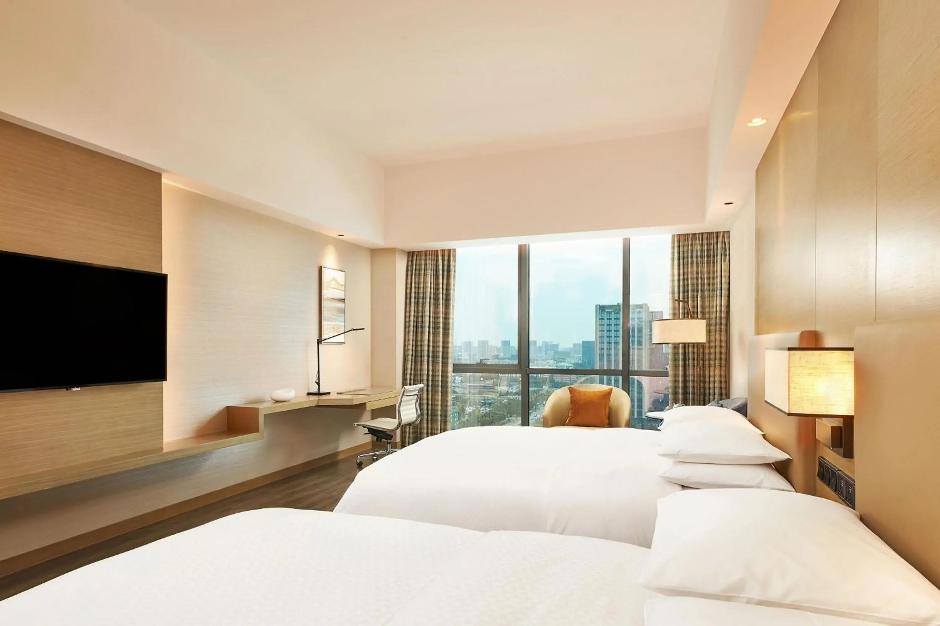 Executive level, Guest room, 2 Queen in Four Points by Sheraton Jiaxing Executive level, Guest room, 2 Queen in Four Points by Sheraton Jiaxing