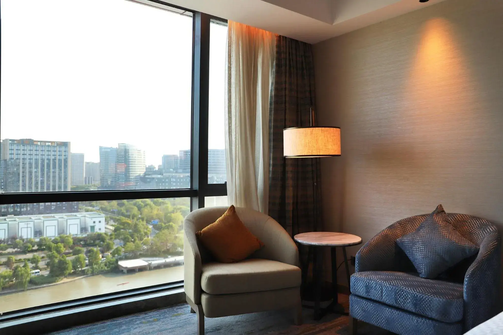 Deluxe Guest room, 2 Queen,River view in Four Points by Sheraton Jiaxing Deluxe Guest room, 2 Queen,River view in Four Points by Sheraton Jiaxing