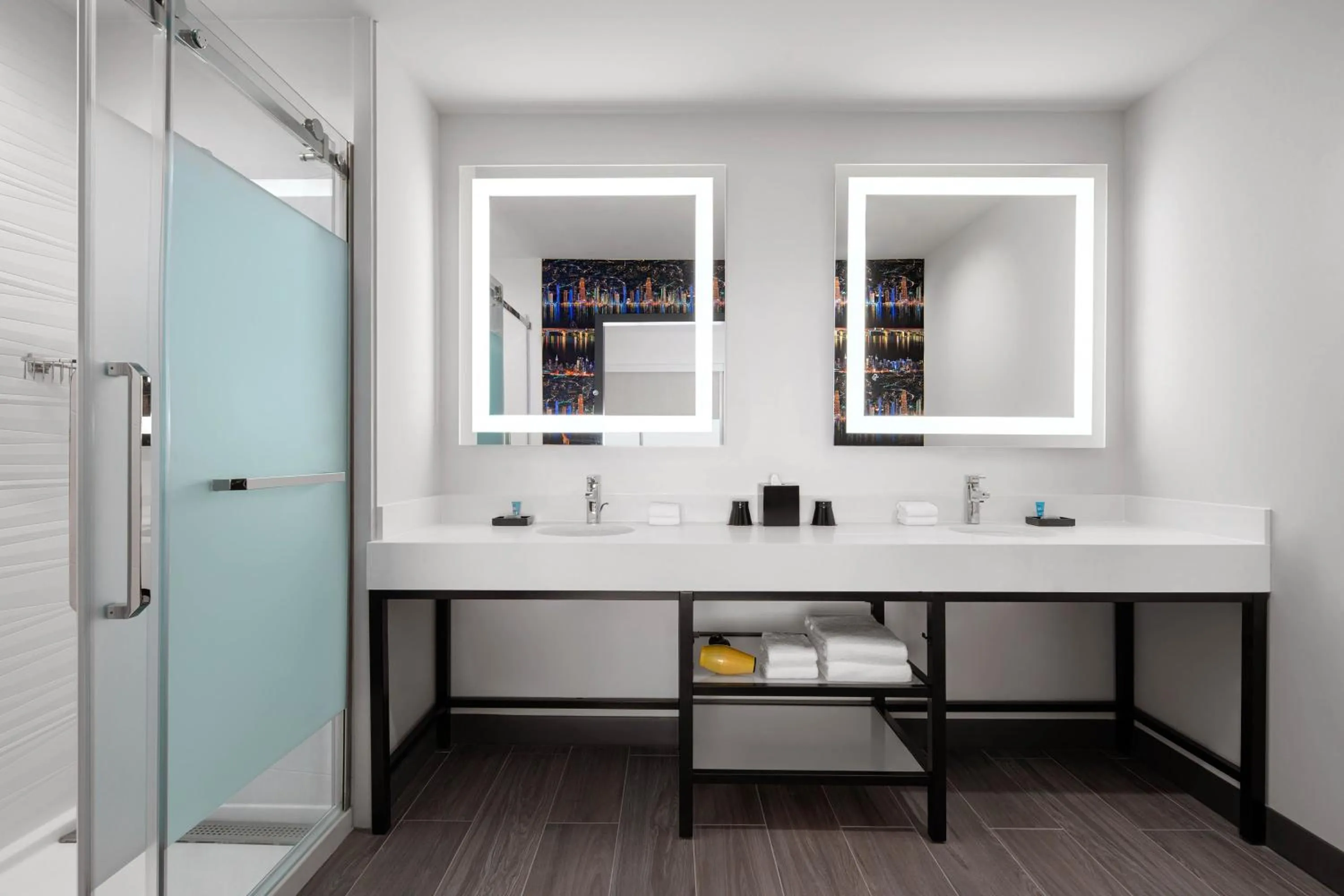 Bathroom in Aloft Katy Mills