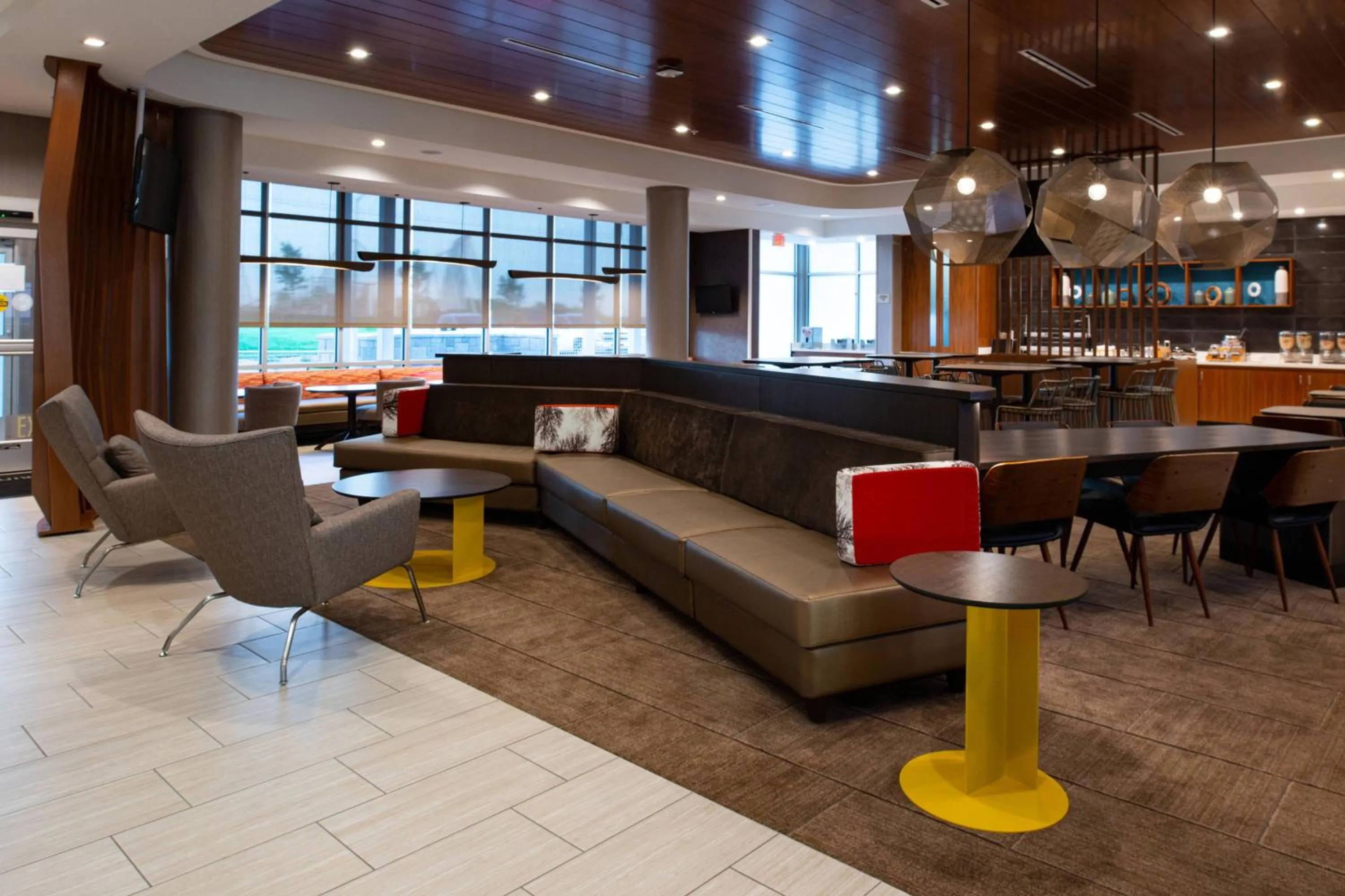 Lobby or reception in SpringHill Suites by Marriott Kansas City Northeast