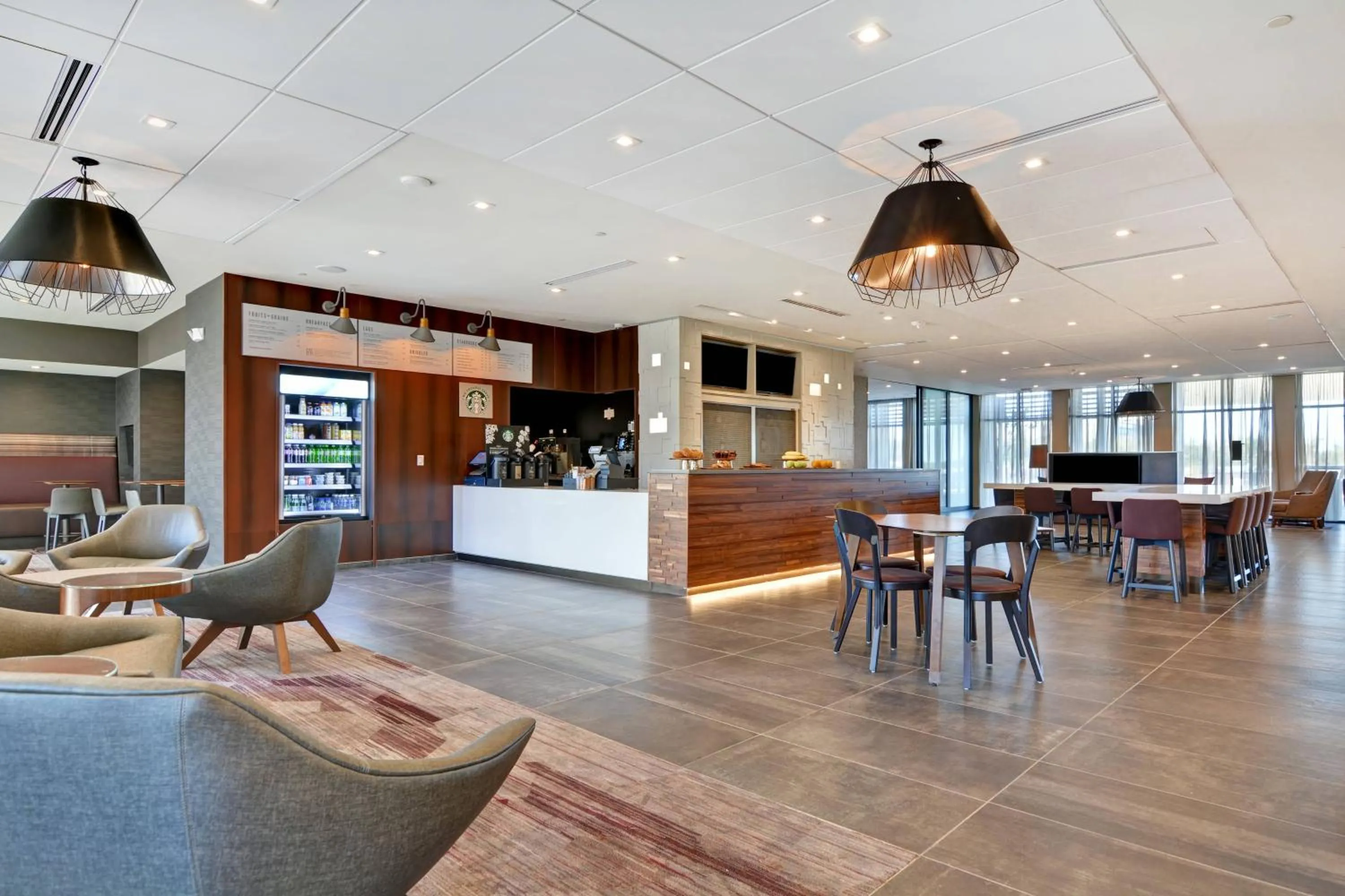 Restaurant/places to eat in Courtyard by Marriott Bentonville Rogers Promenade