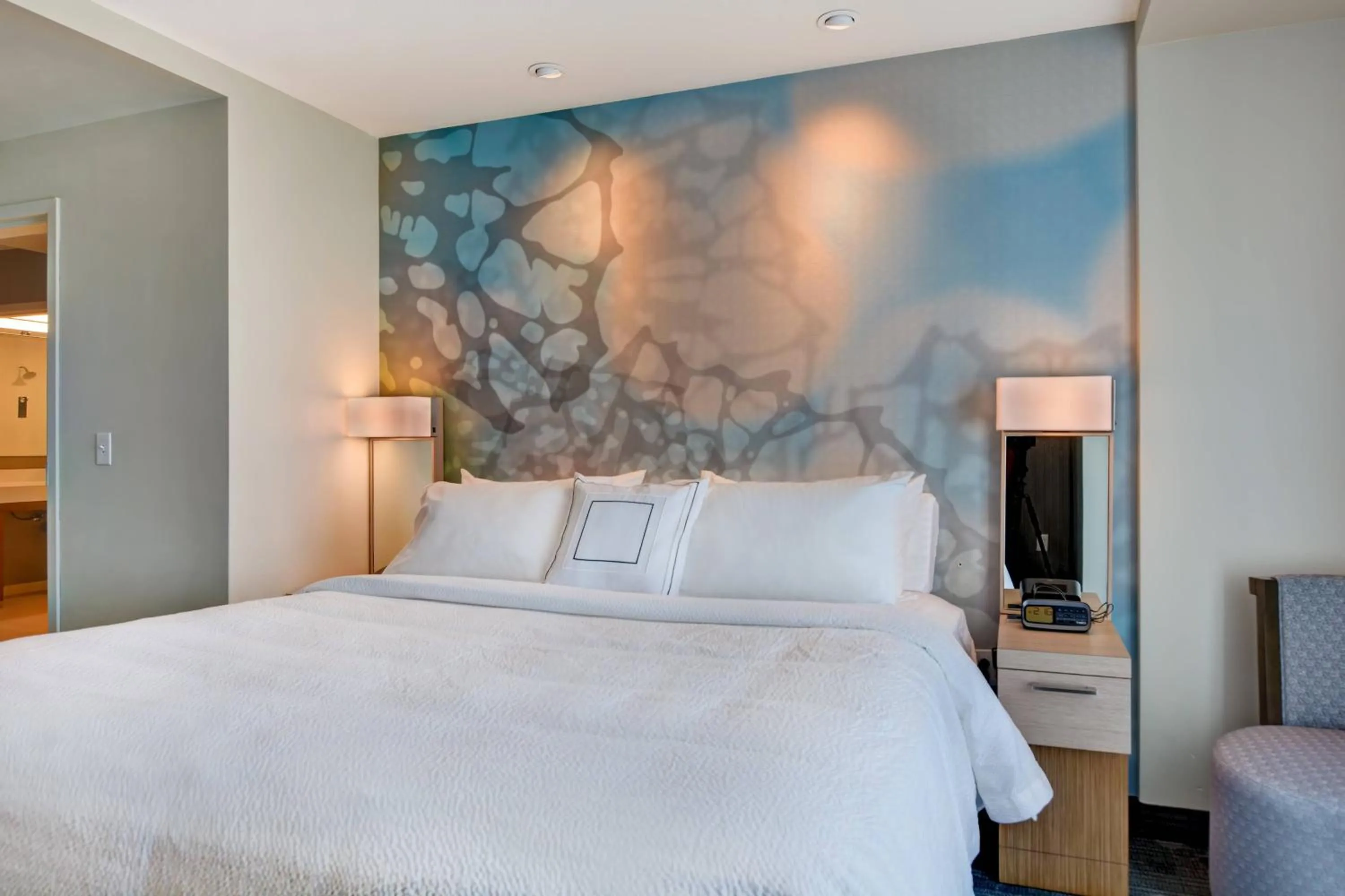 Bedroom, Bed in Courtyard by Marriott Bentonville Rogers Promenade