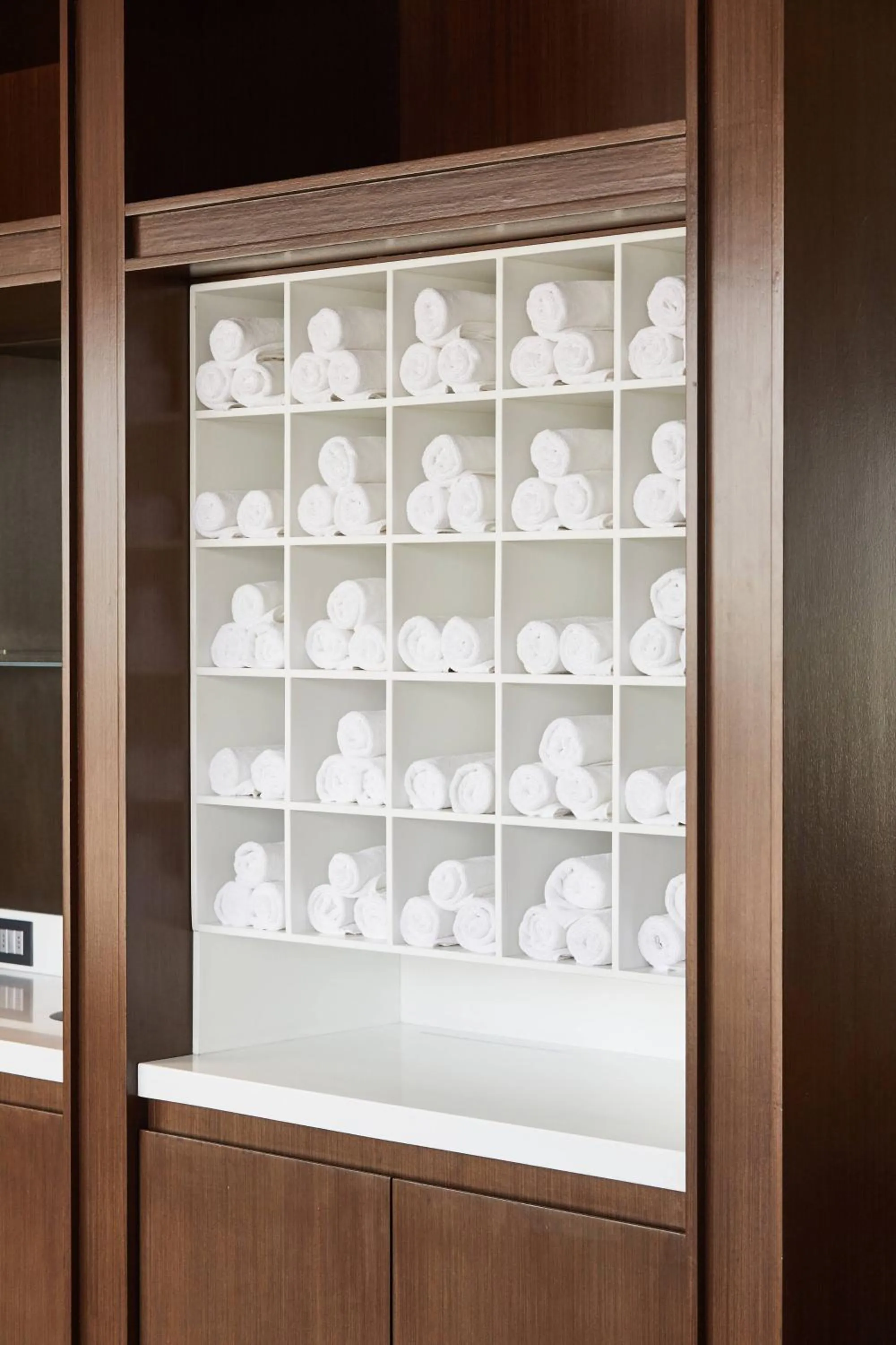 Fitness centre/facilities in AC Hotel by Marriott Santiago Cenco Costanera