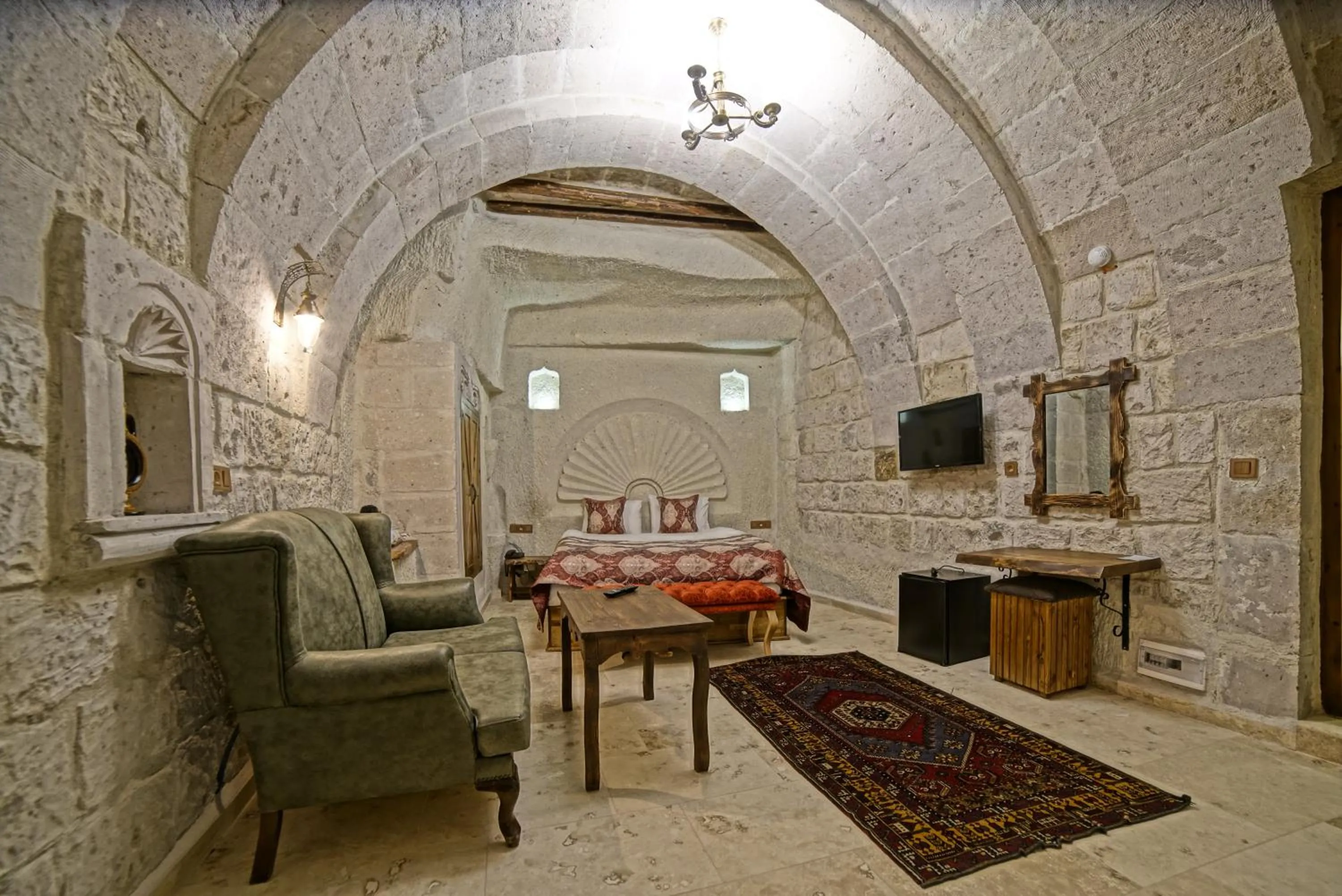 Photo of the whole room in Risus Cave Suites