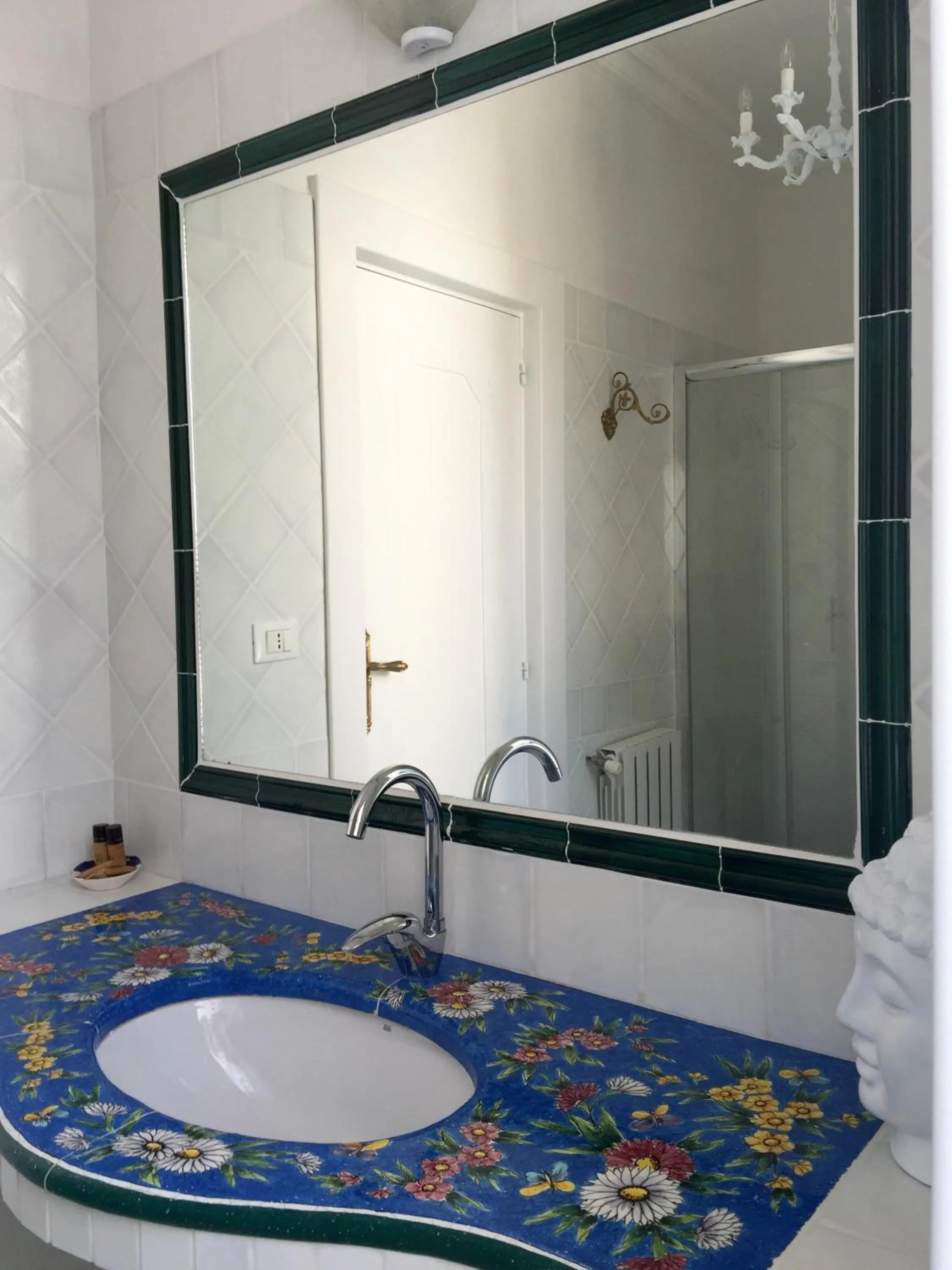 Bathroom in Villa Neptunus