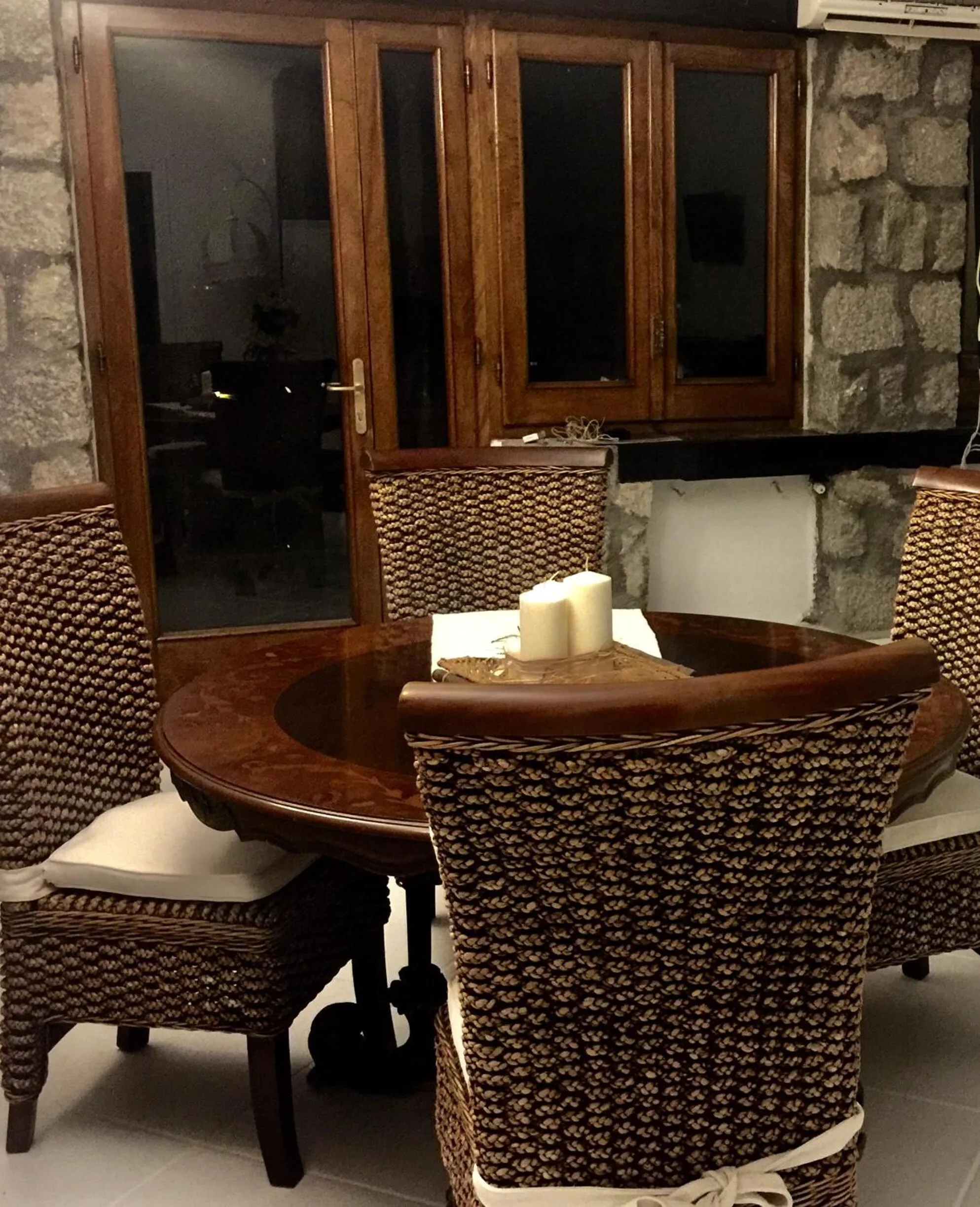 Seating area in Villa Neptunus