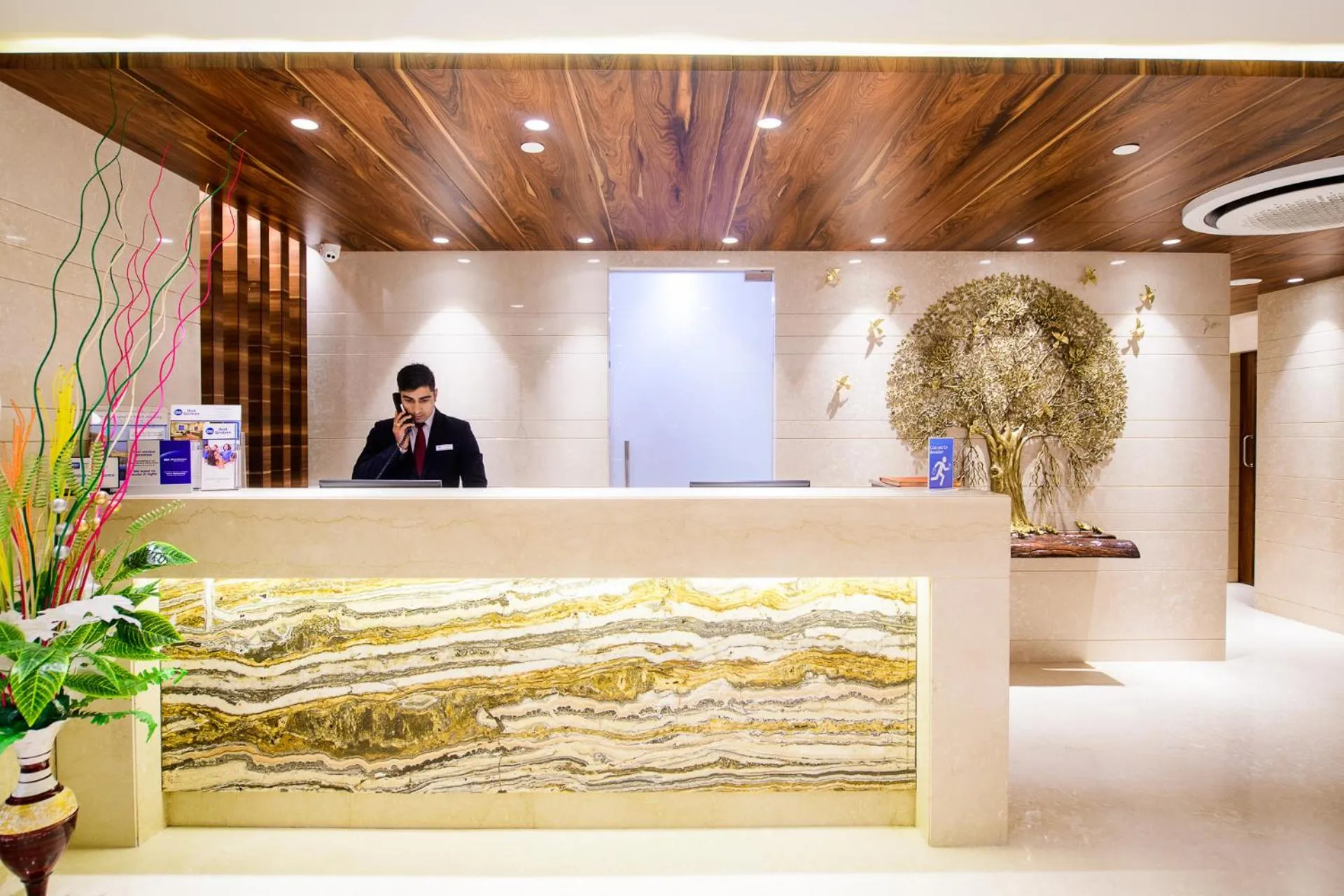 Lobby or reception in Best Western La Vista Pathankot