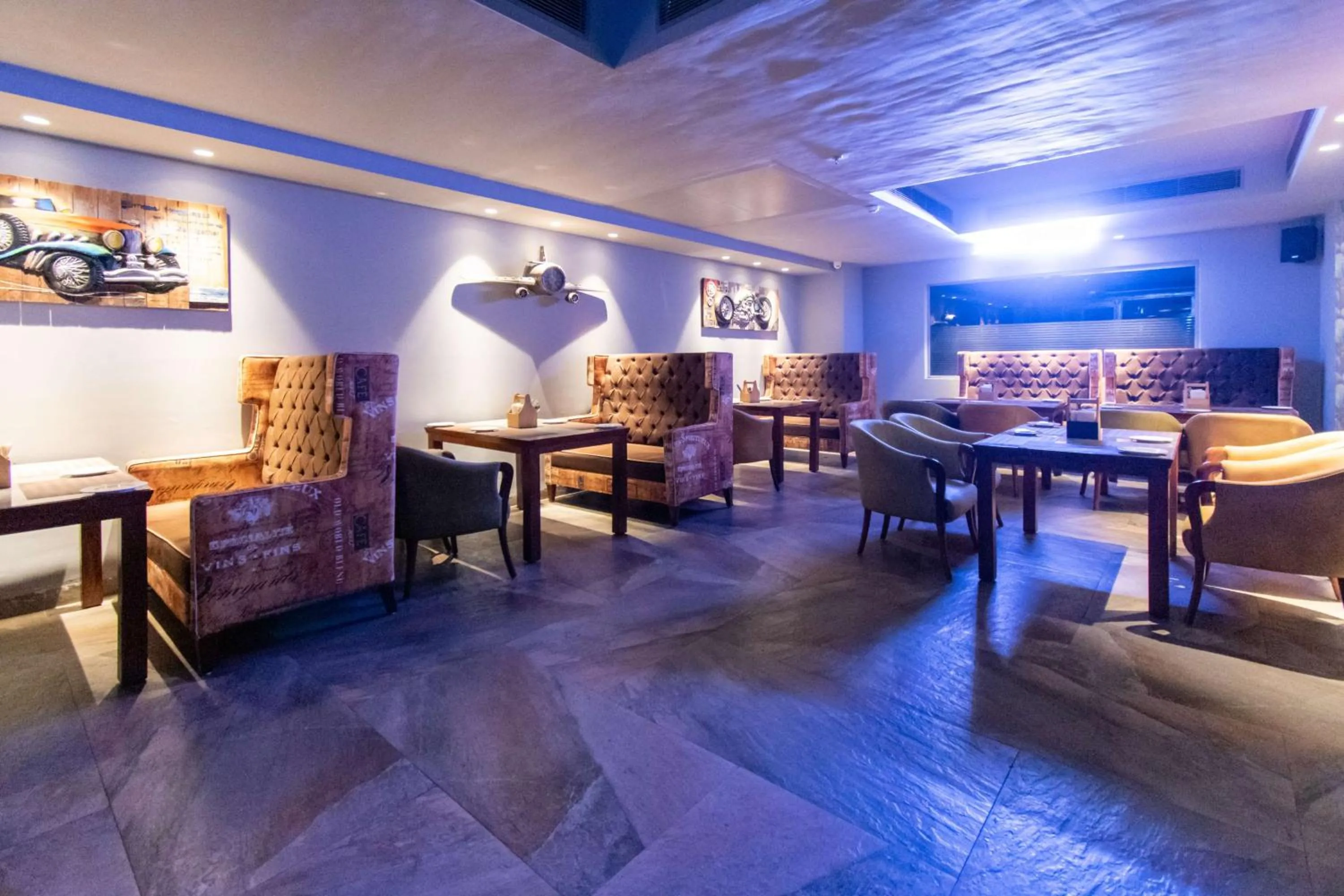 Lounge or bar in Best Western La Vista Pathankot