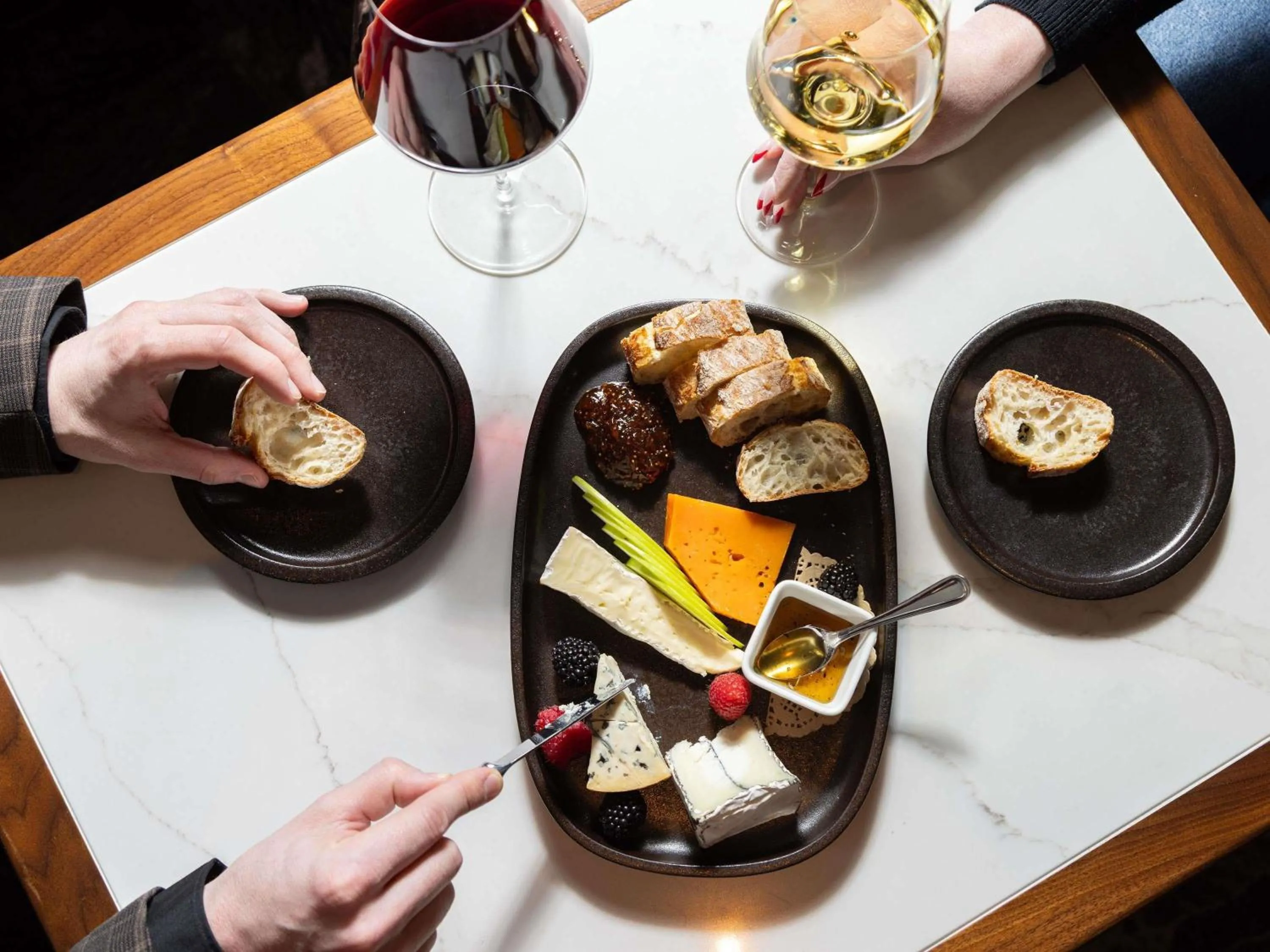 Restaurant/places to eat in Sofitel Philadelphia at Rittenhouse Square