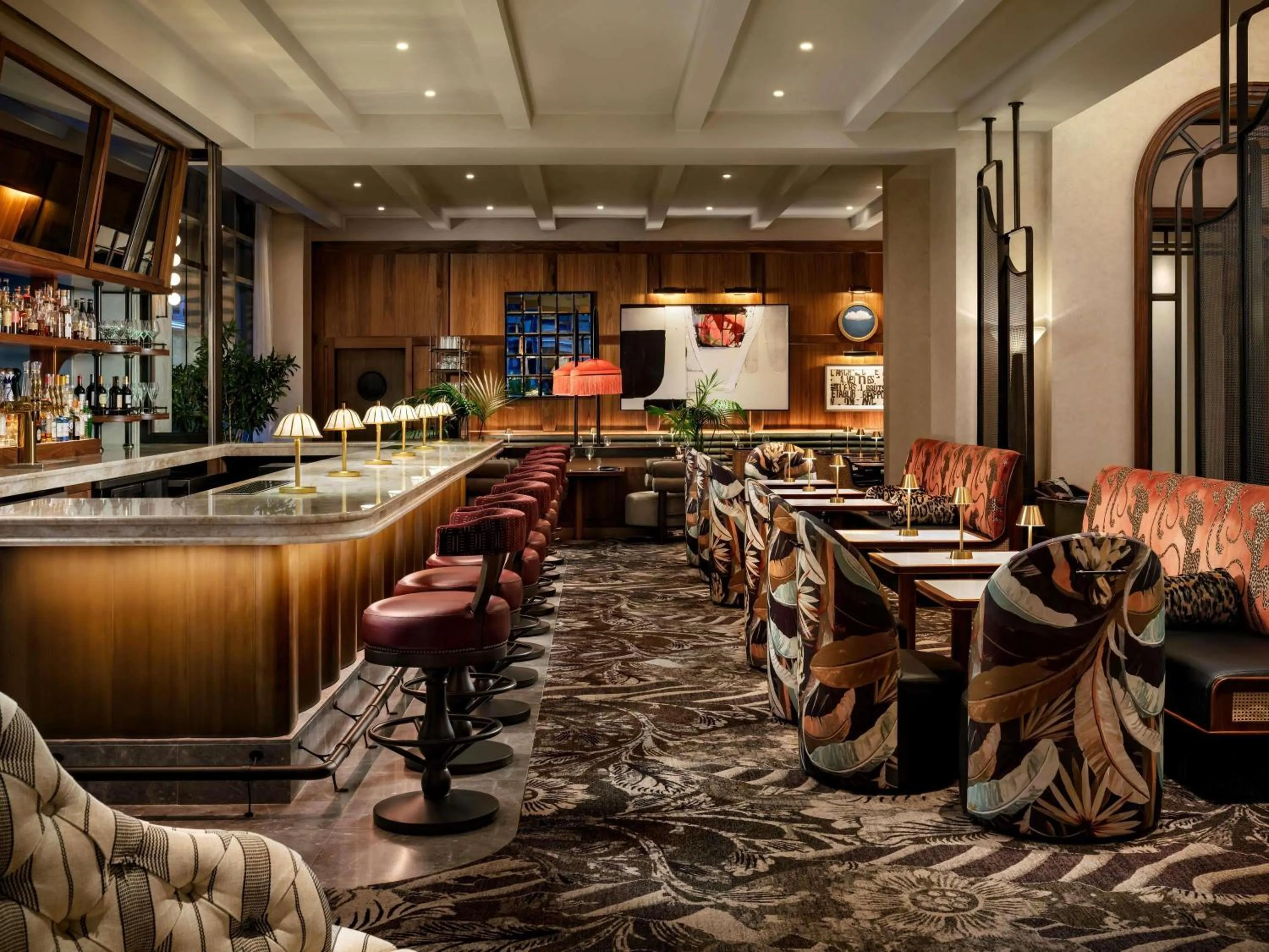 Lounge or bar in Sofitel Philadelphia at Rittenhouse Square