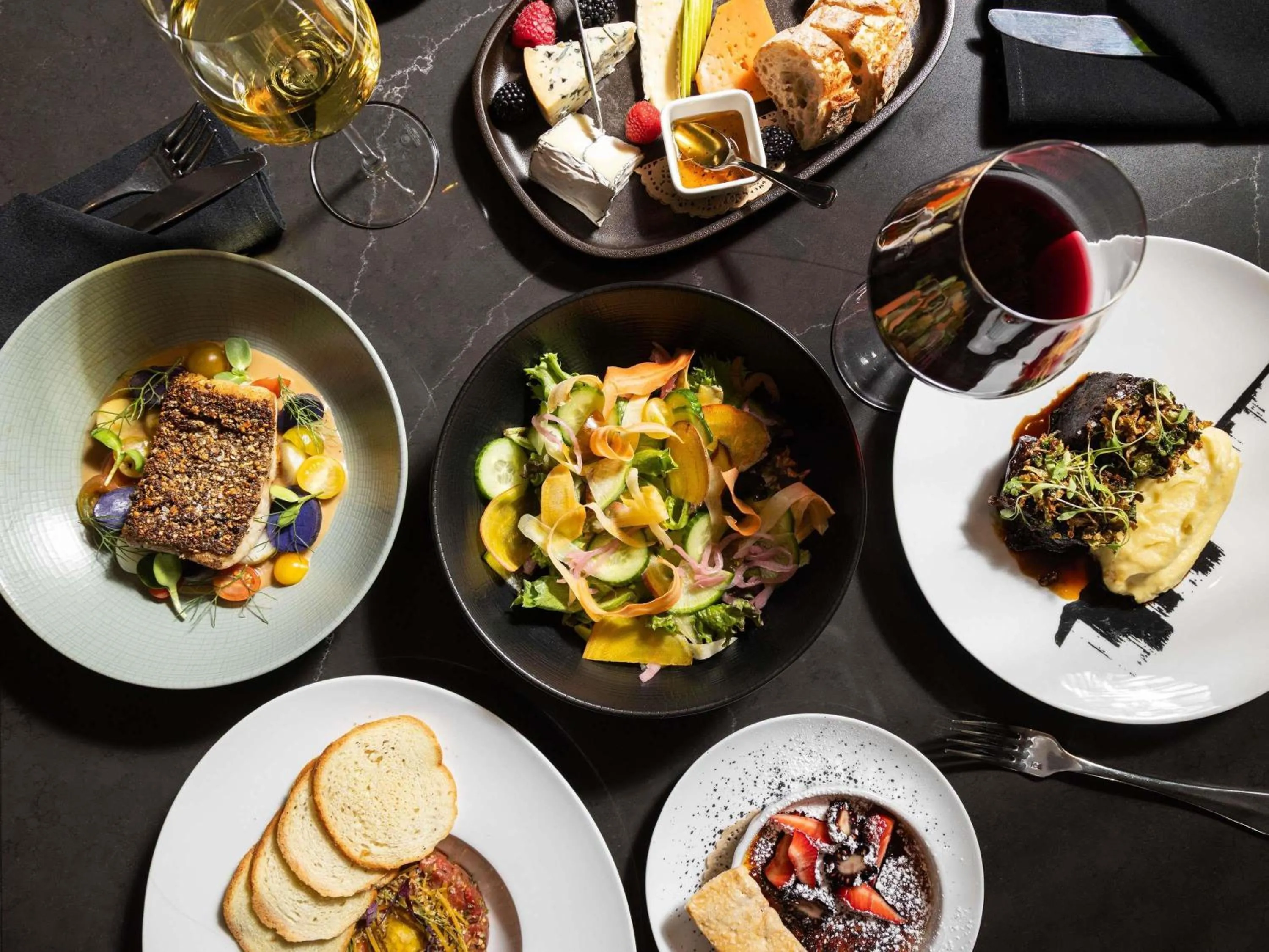 Restaurant/places to eat in Sofitel Philadelphia at Rittenhouse Square