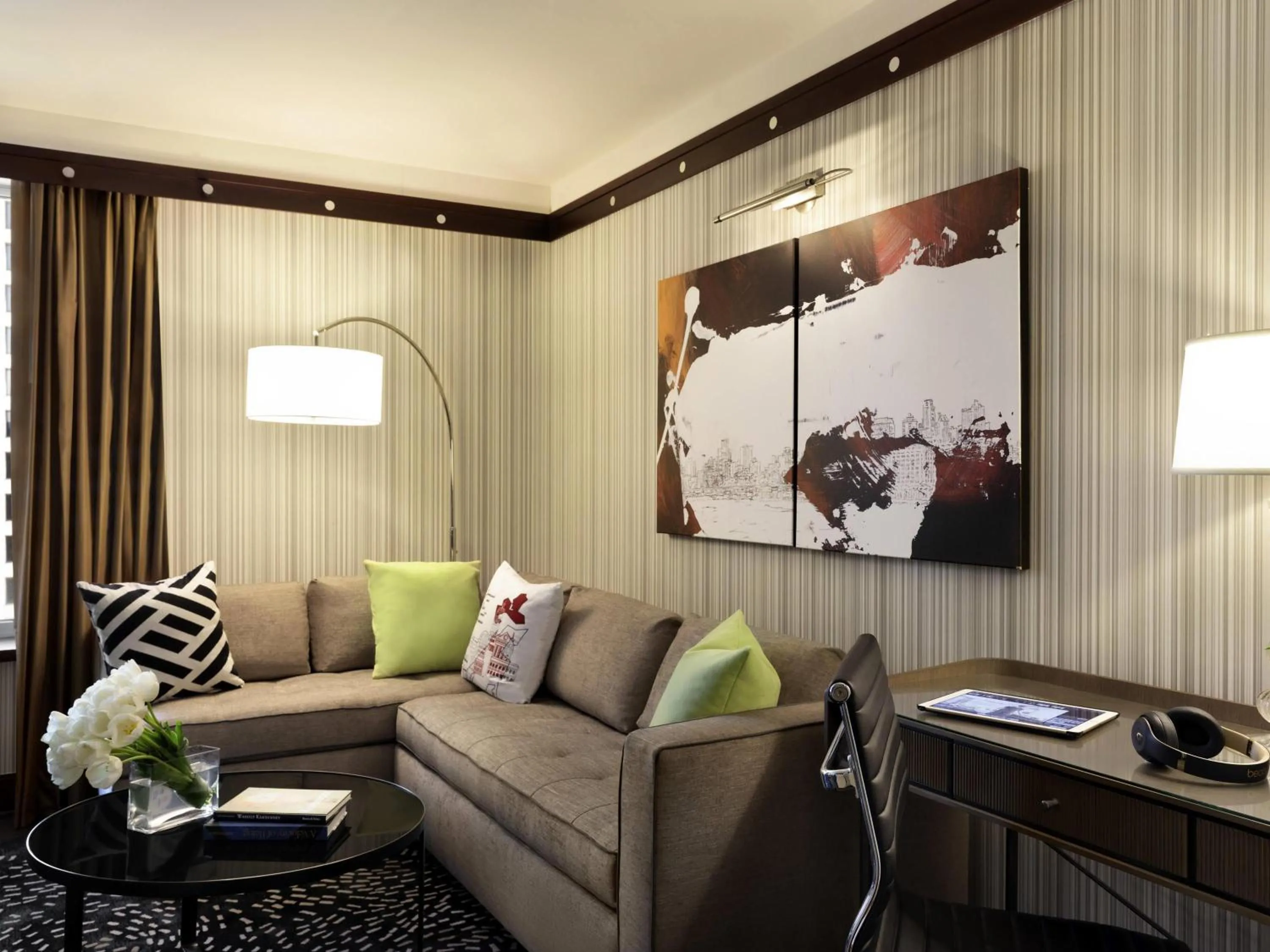 Bedroom in Sofitel Philadelphia at Rittenhouse Square