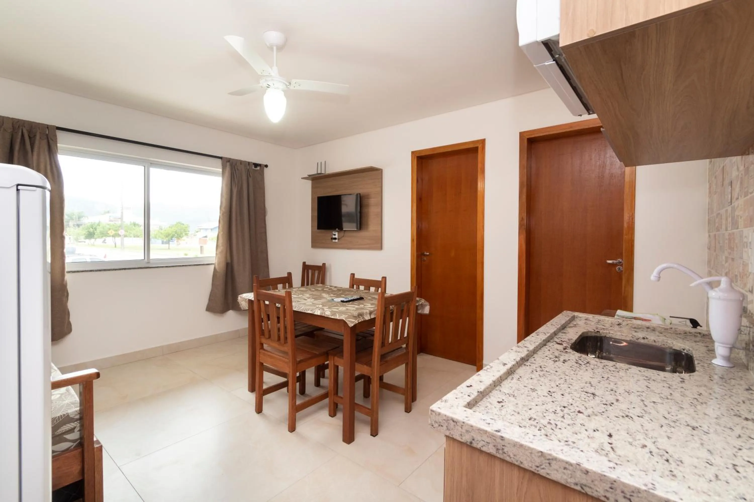 Dining area in Apart Hotel Canto Grande