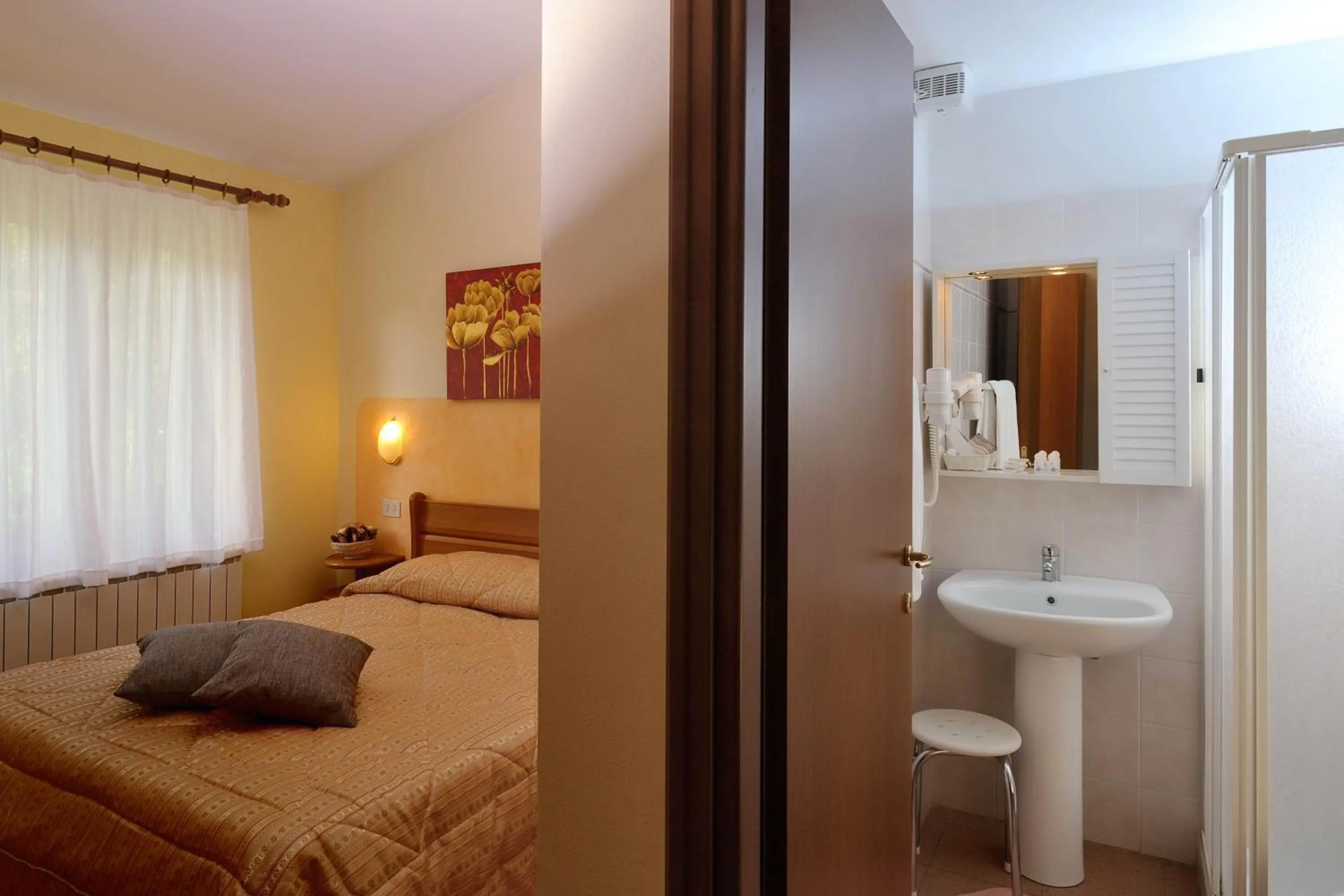 Photo of the whole room in Le Rondini