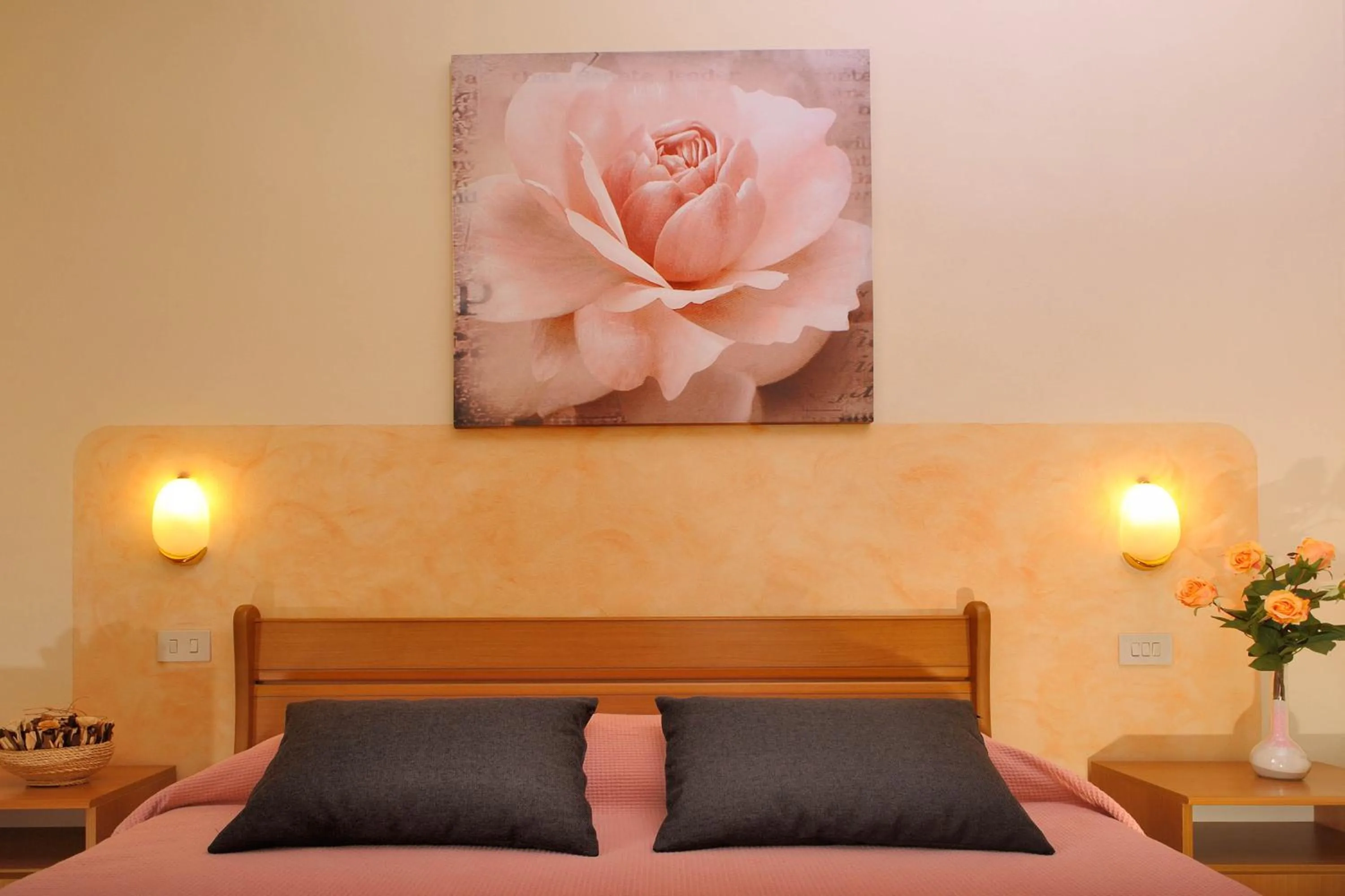 Bedroom in Le Rondini