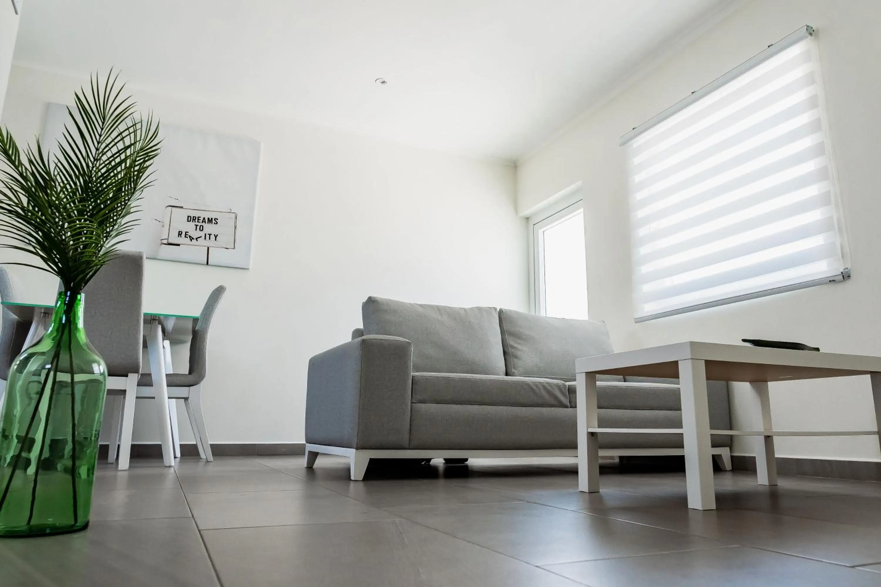 Living room in The Palm Leaf Apartments