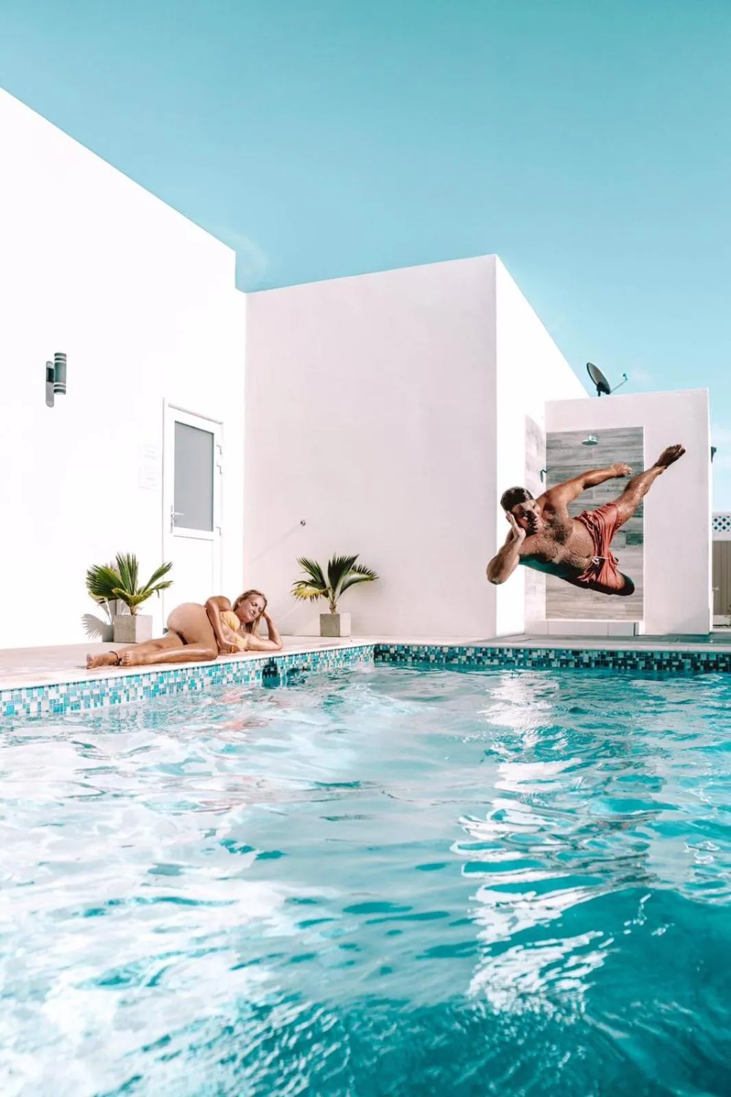 Guests in The Palm Leaf Apartments