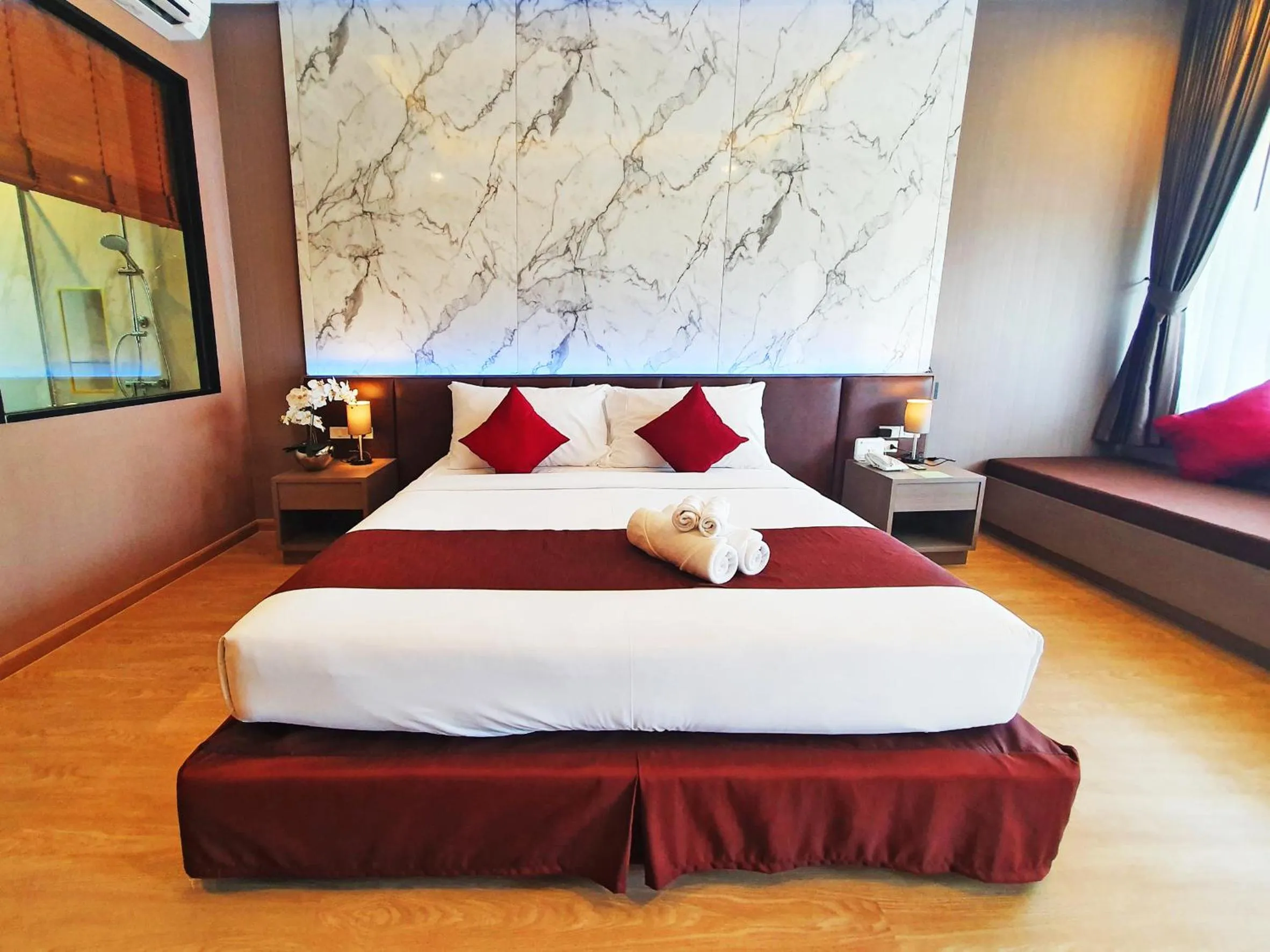 Bedroom, Bed in Rnana Grand