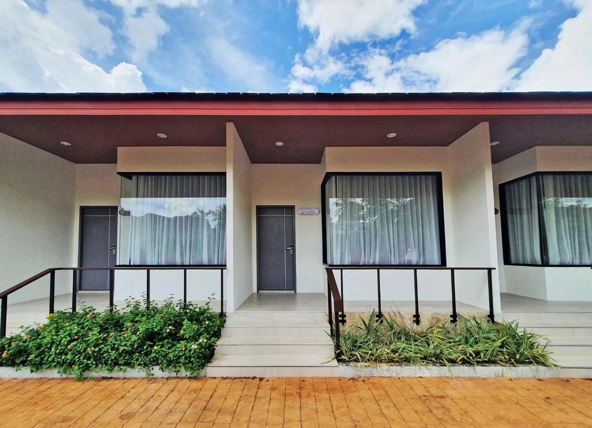 Property building in Rnana Grand