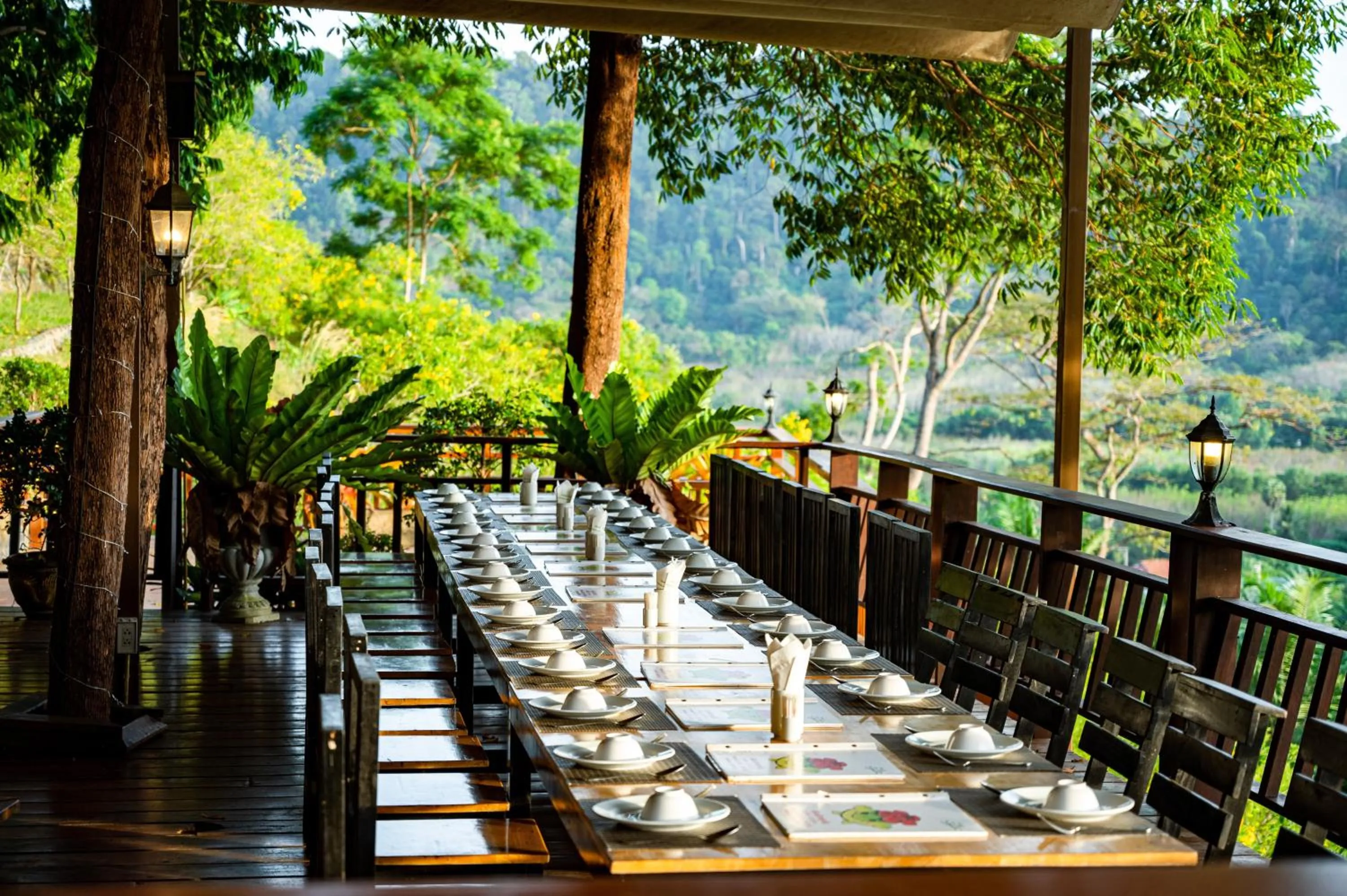 Nearby landmark in Rnana Grand