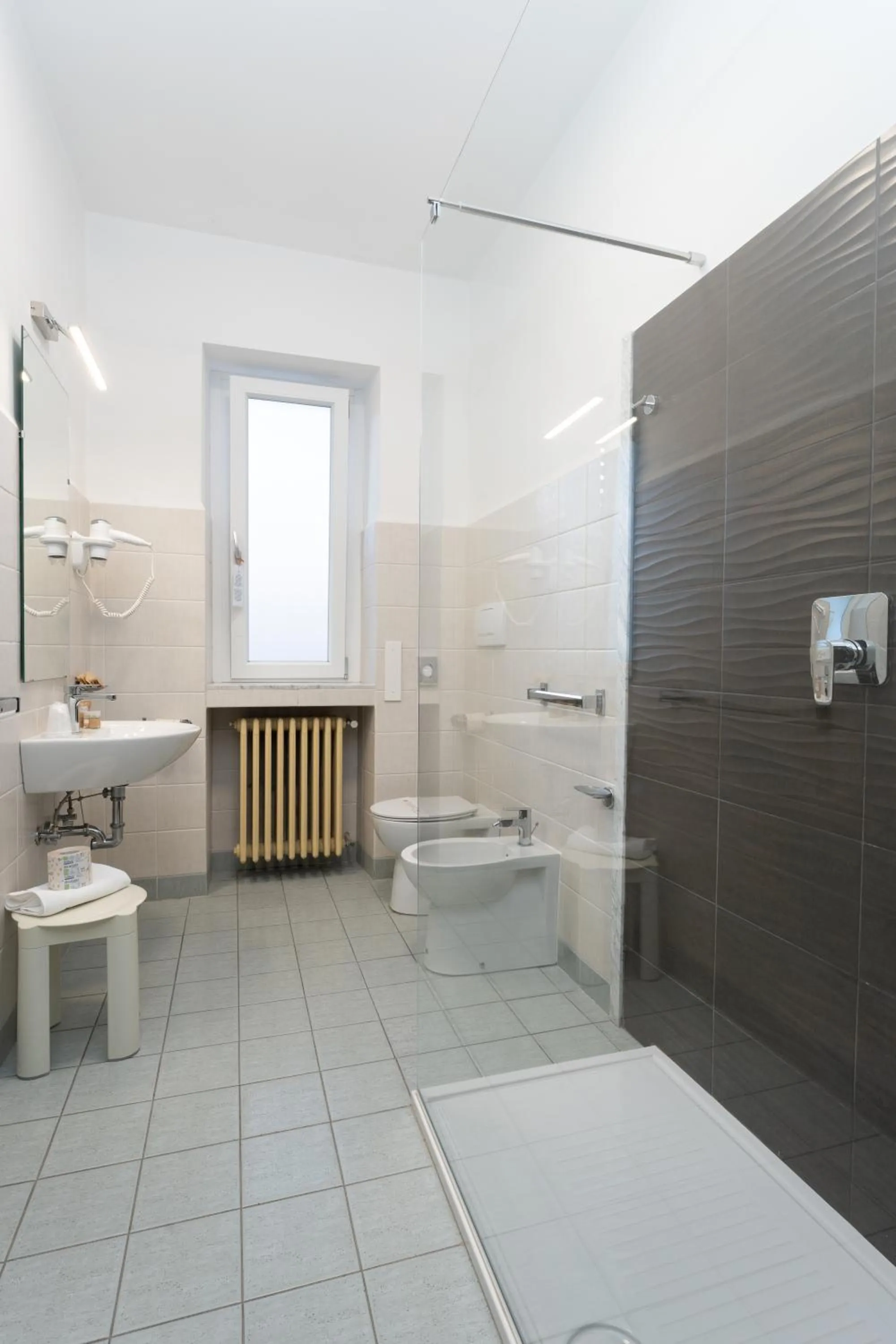 Shower in Hotel Delle Rose