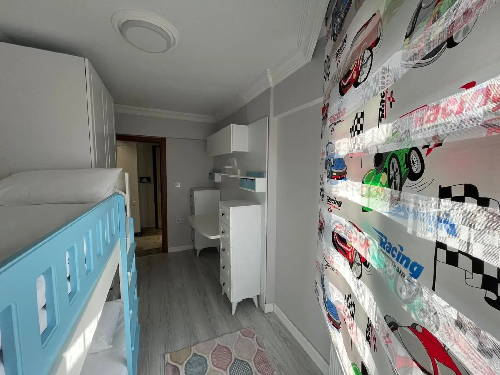 Photo of the whole room in Kings Cross Hotel Istanbul