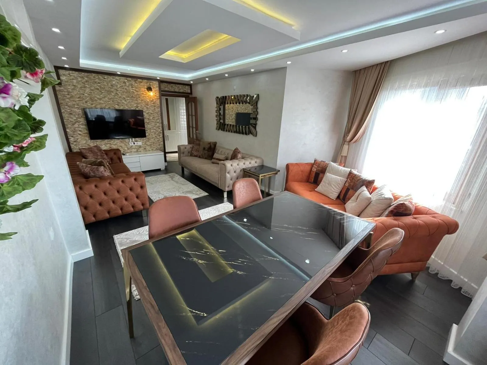 TV and multimedia, Lounge/Bar in Kings Cross Hotel Istanbul