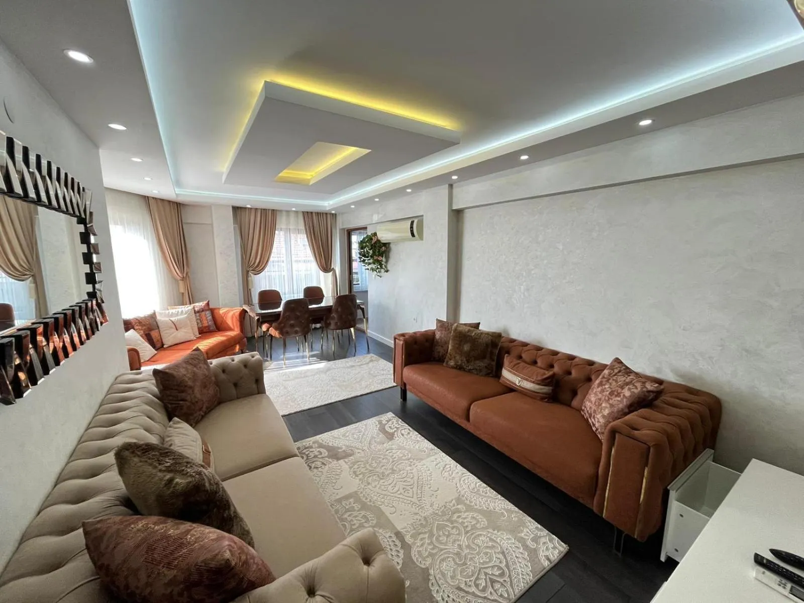 Living room, Seating Area in Kings Cross Hotel Istanbul