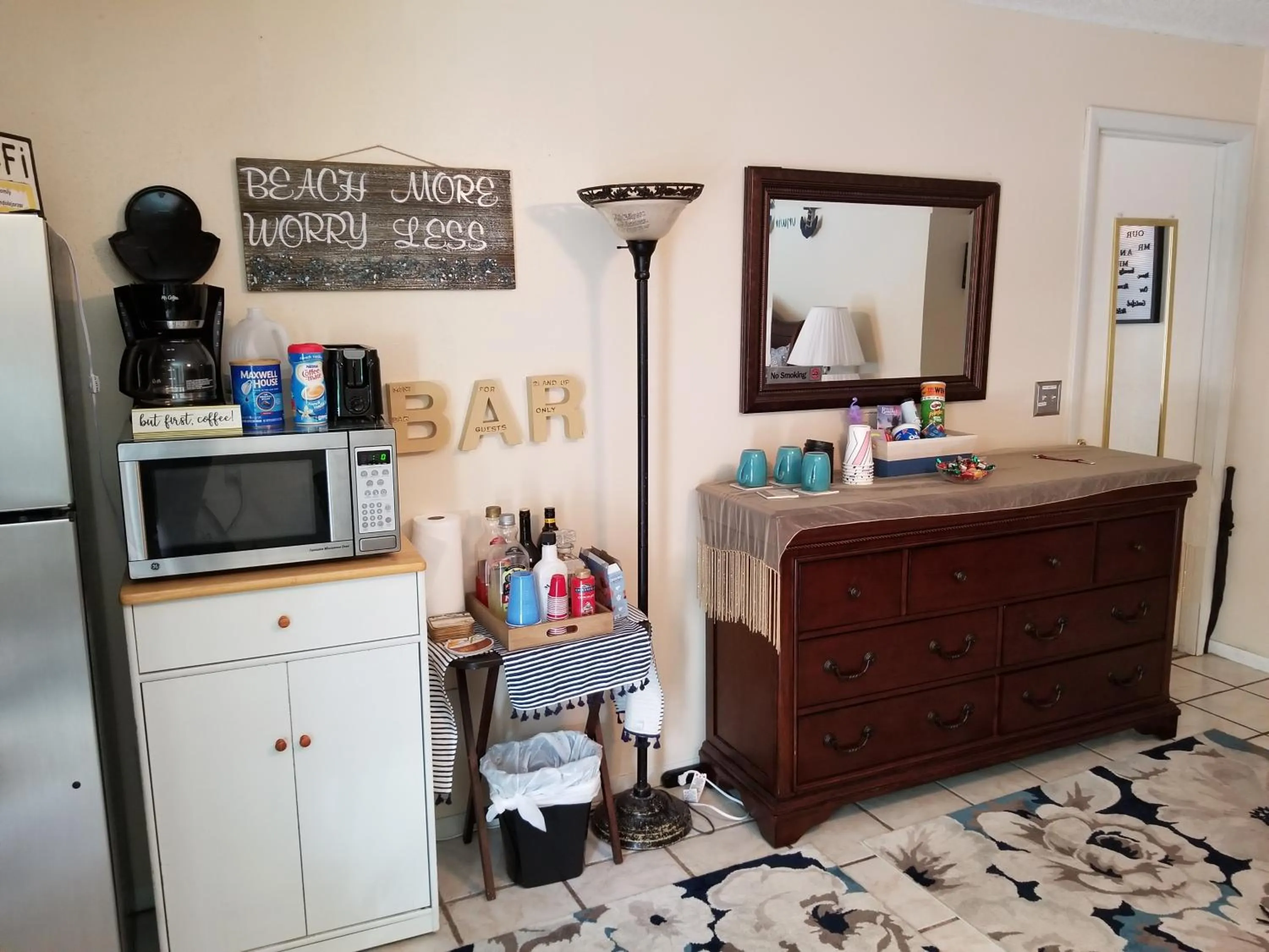 Coffee/tea facilities in Beach More Worry Less