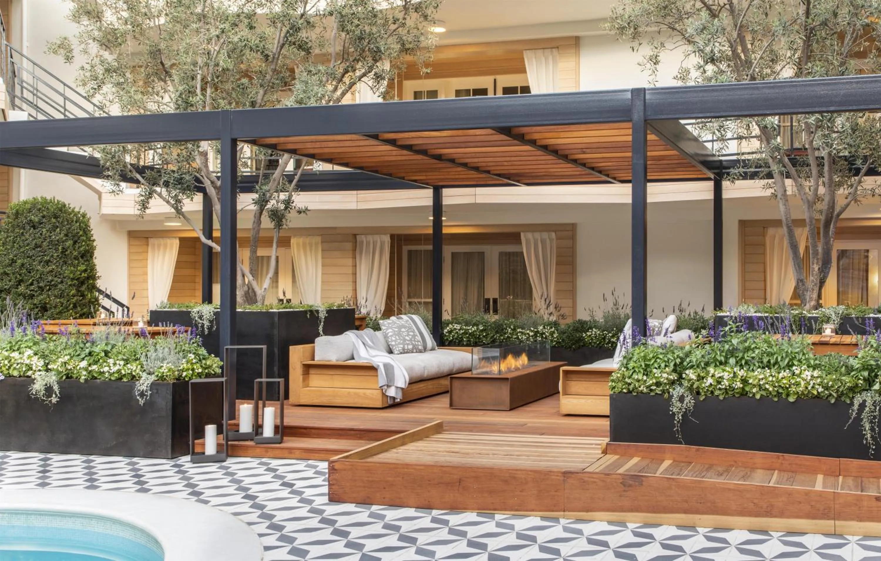 Pool view in Oceana Santa Monica, LXR Hotels & Resorts