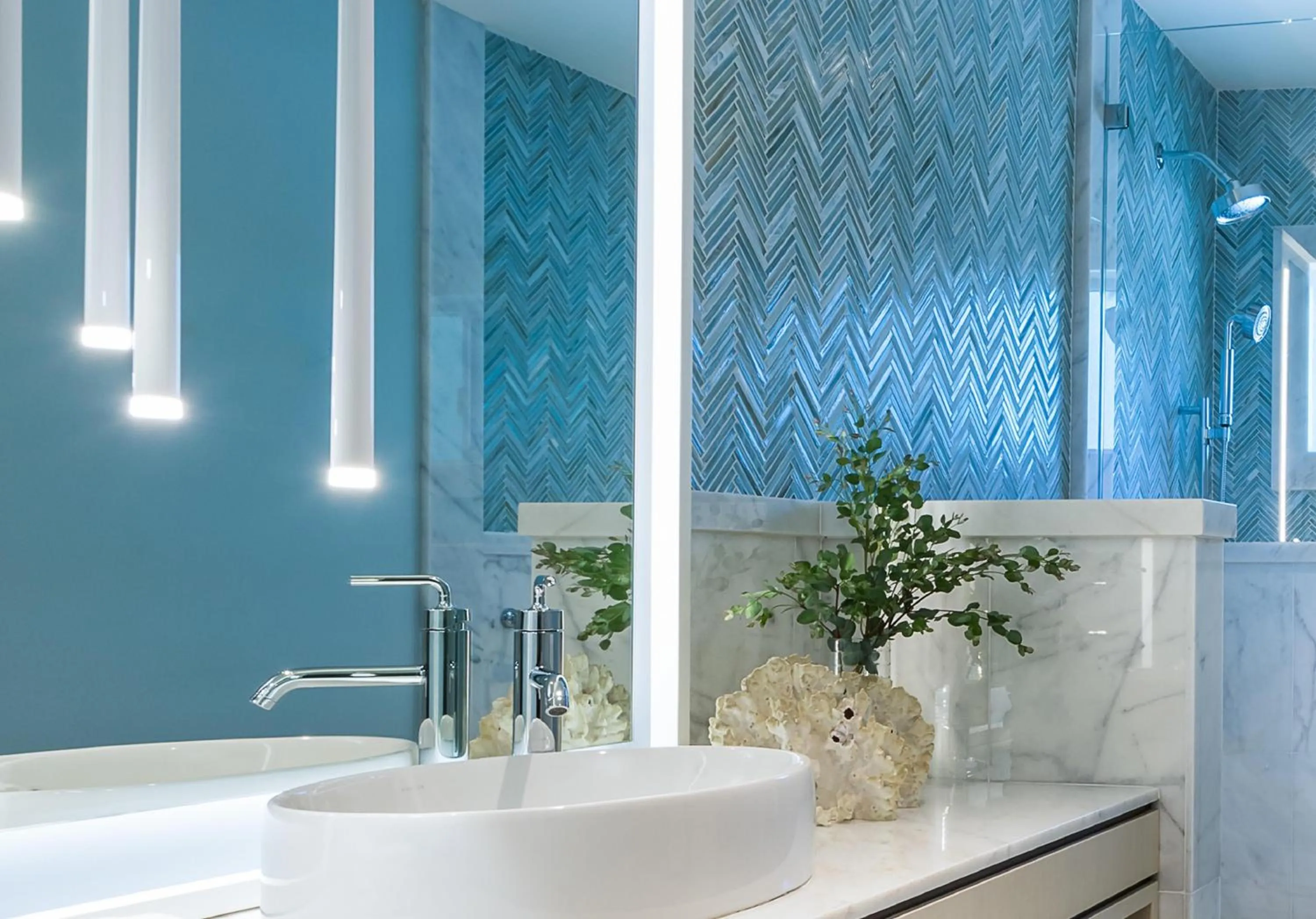 Bathroom in Oceana Santa Monica, LXR Hotels & Resorts