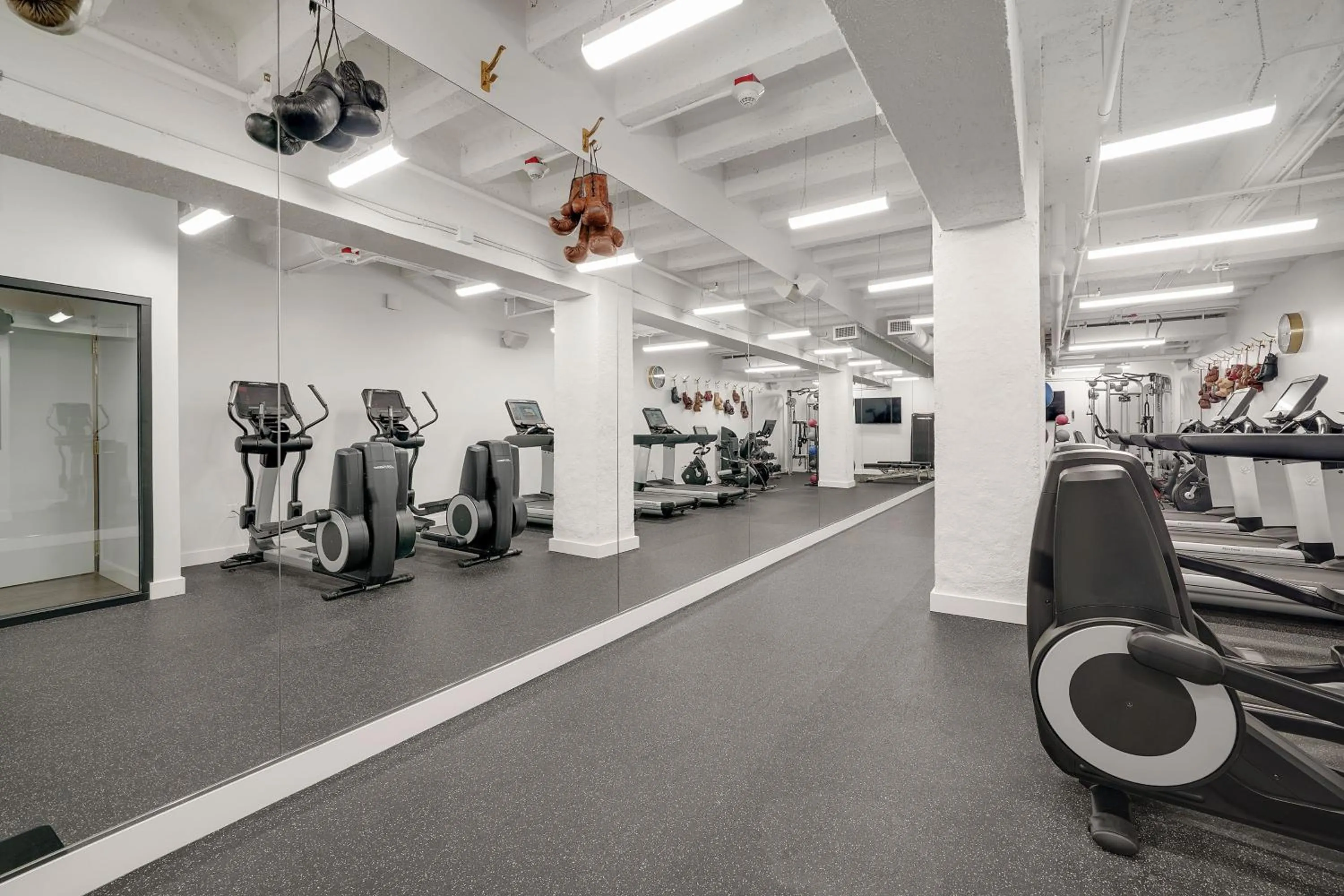Fitness centre/facilities in The Guild Hotel, San Diego Downtown, a Marriott Tribute Portfolio Hotel