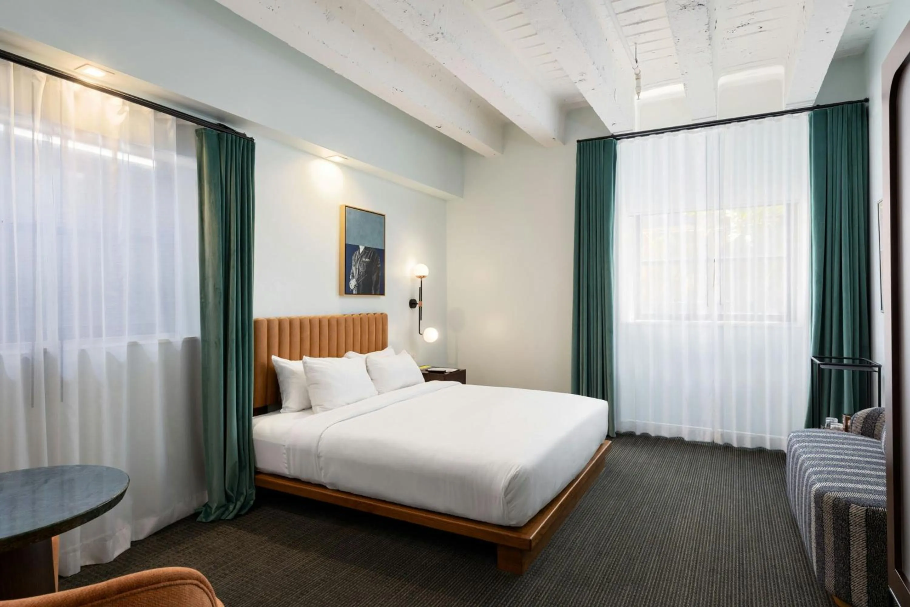 Photo of the whole room, Bed in The Guild Hotel, San Diego Downtown, a Marriott Tribute Portfolio Hotel