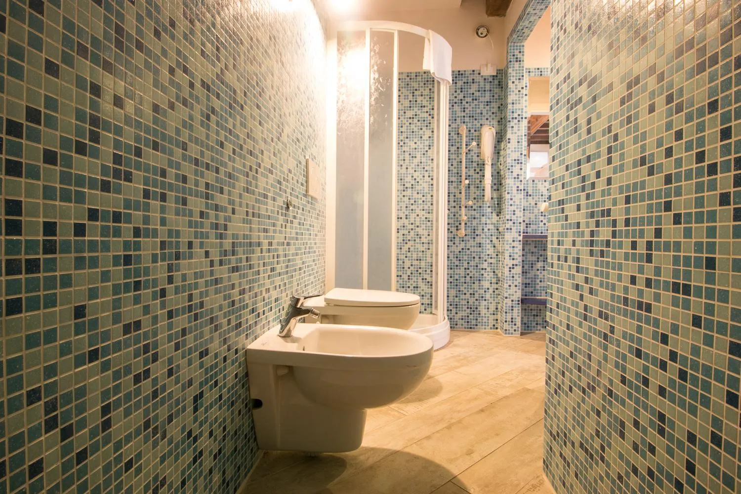 Toilet in Fattoria Palazzeta - Pet & Family Friendly