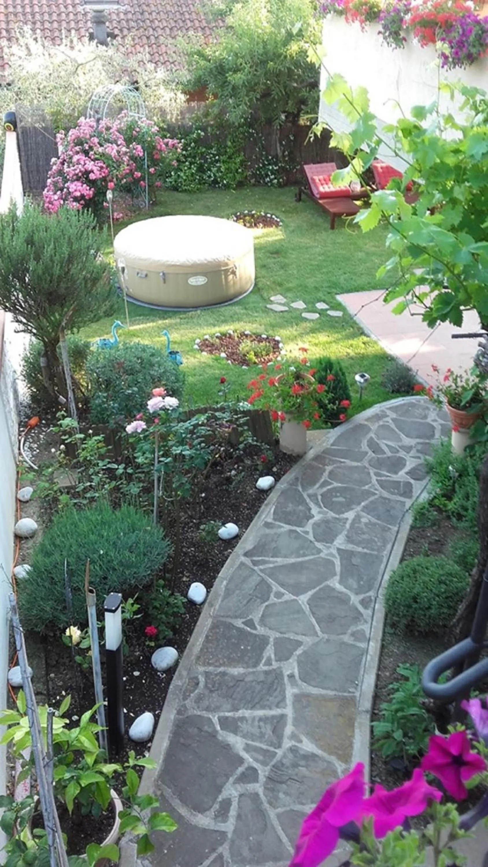 Garden in La Luna