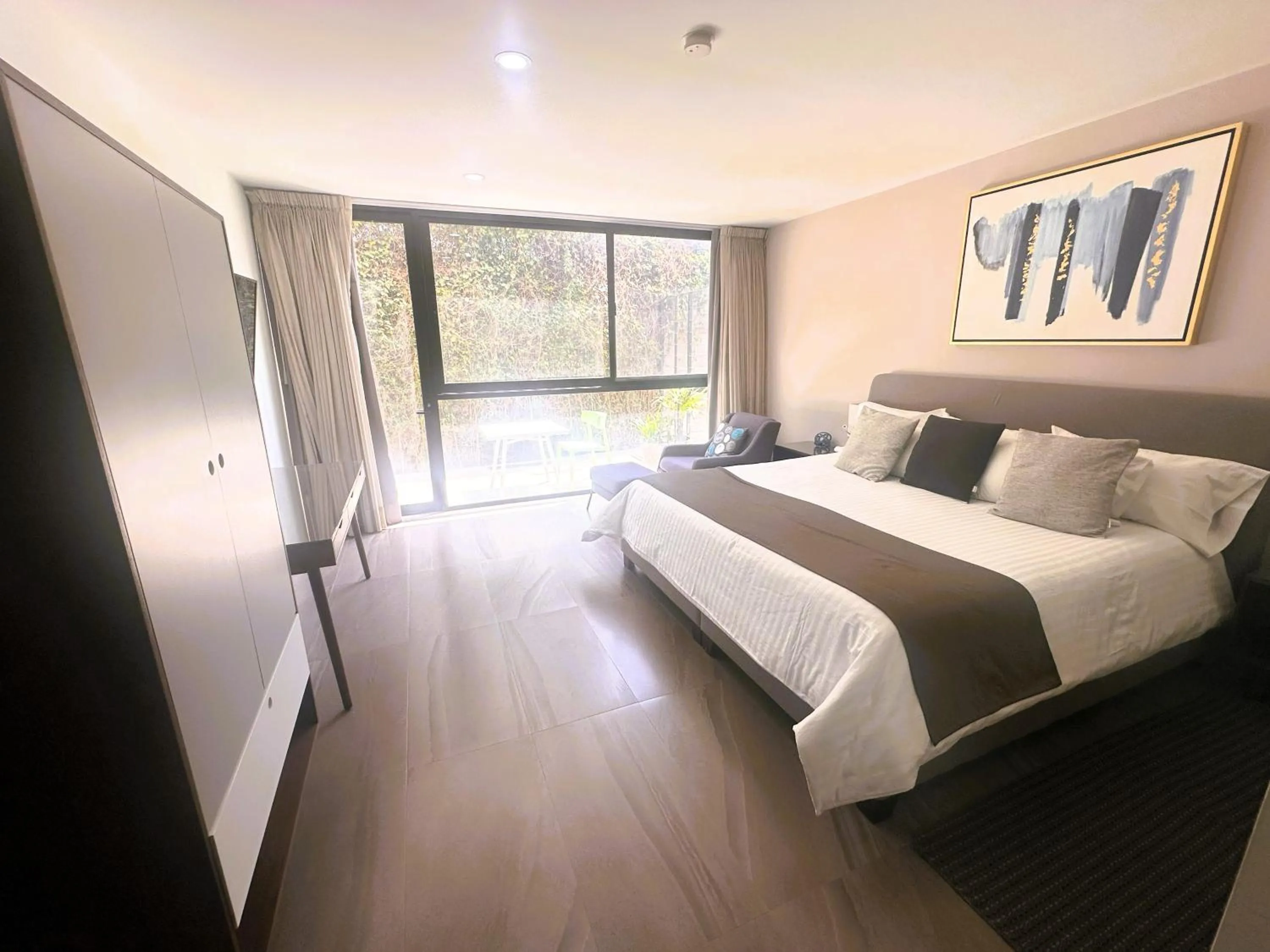 Bed in Arboleda 5 Luxury Lofts