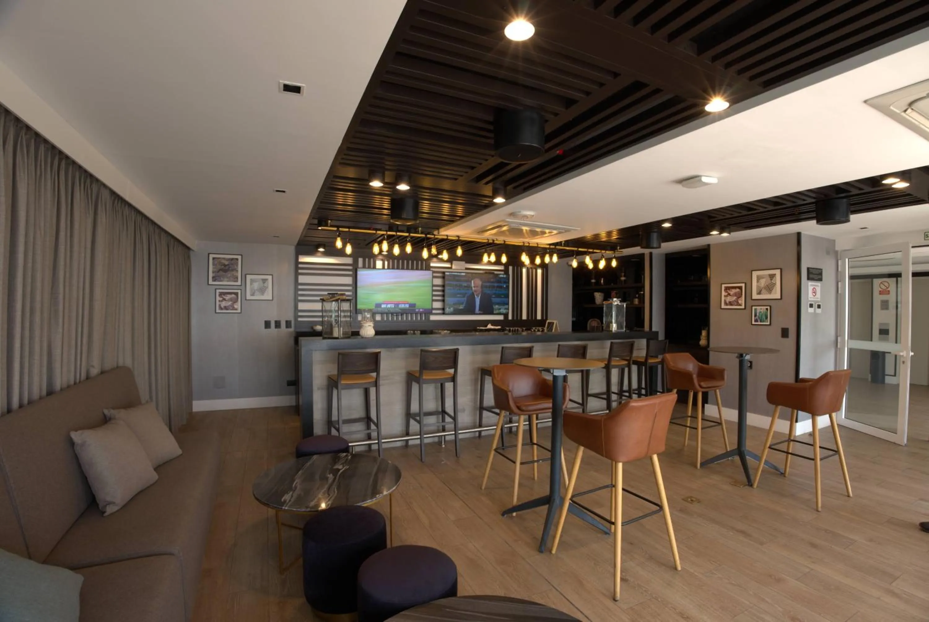 Lounge or bar in Casa Andina Premium San Isidro