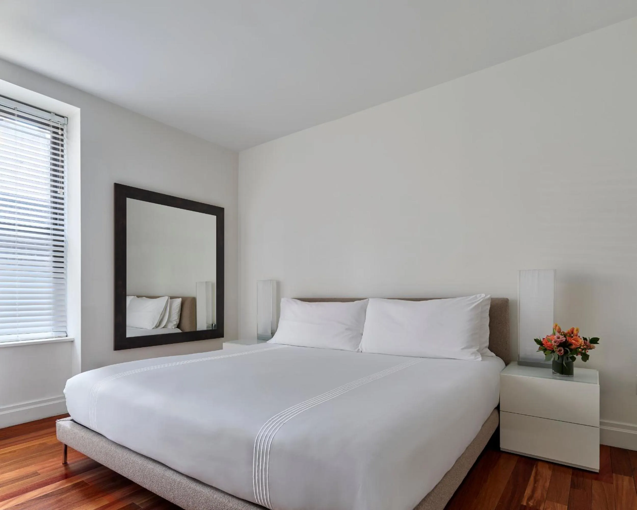 Bedroom, Bed in AKA Times Square