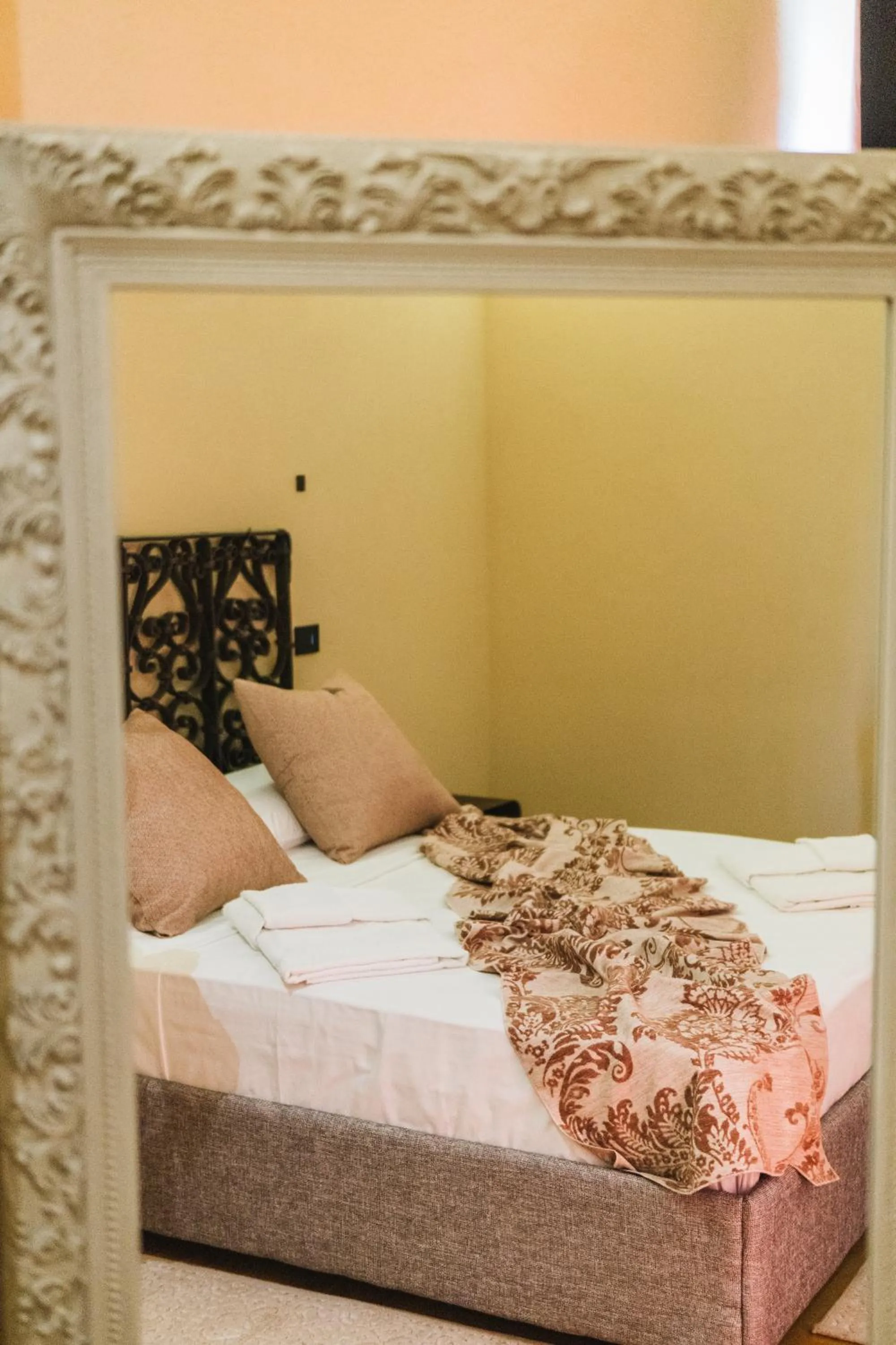 Bed in Leano Agriresort