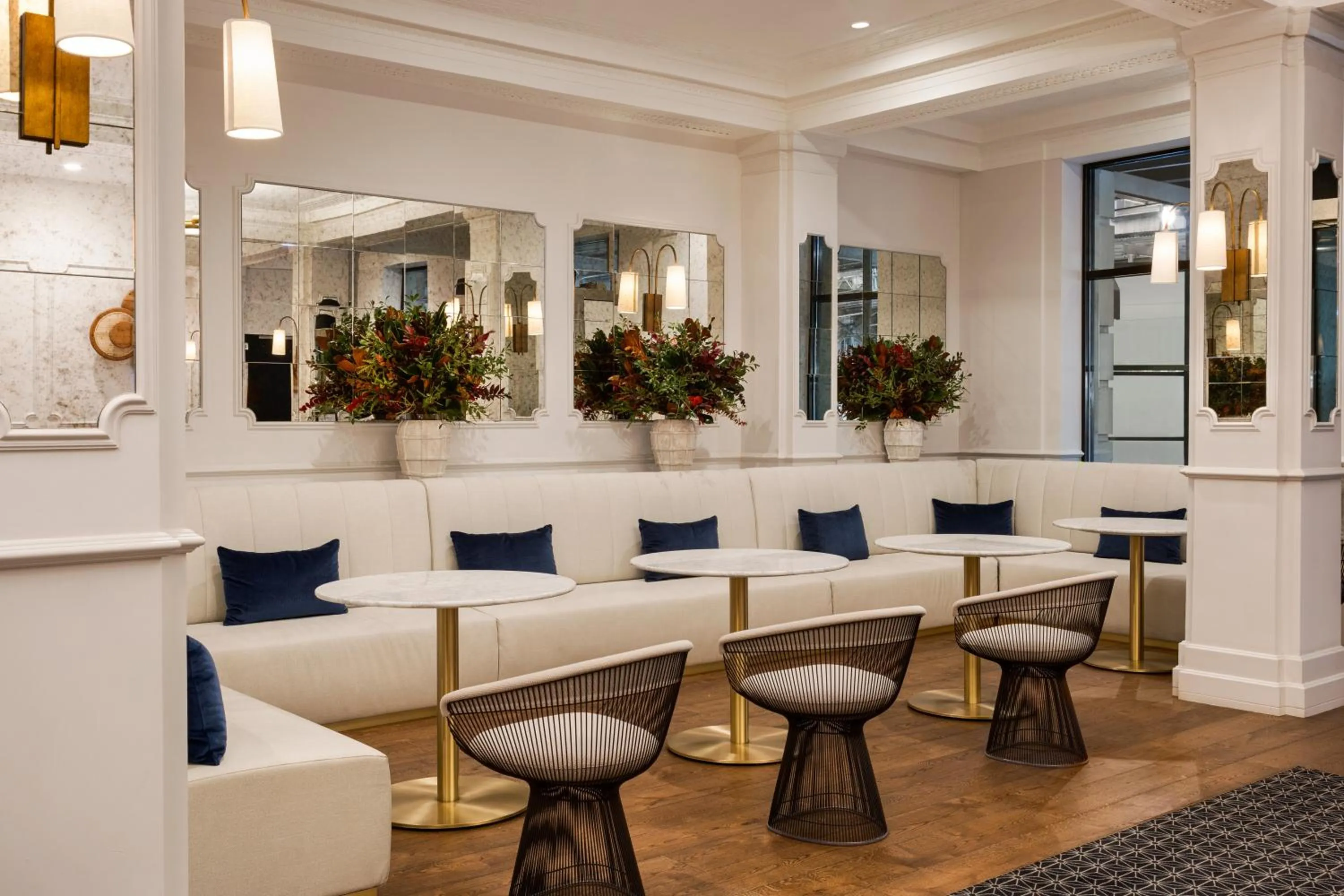 Lobby or reception in The Chemists Club Hotel