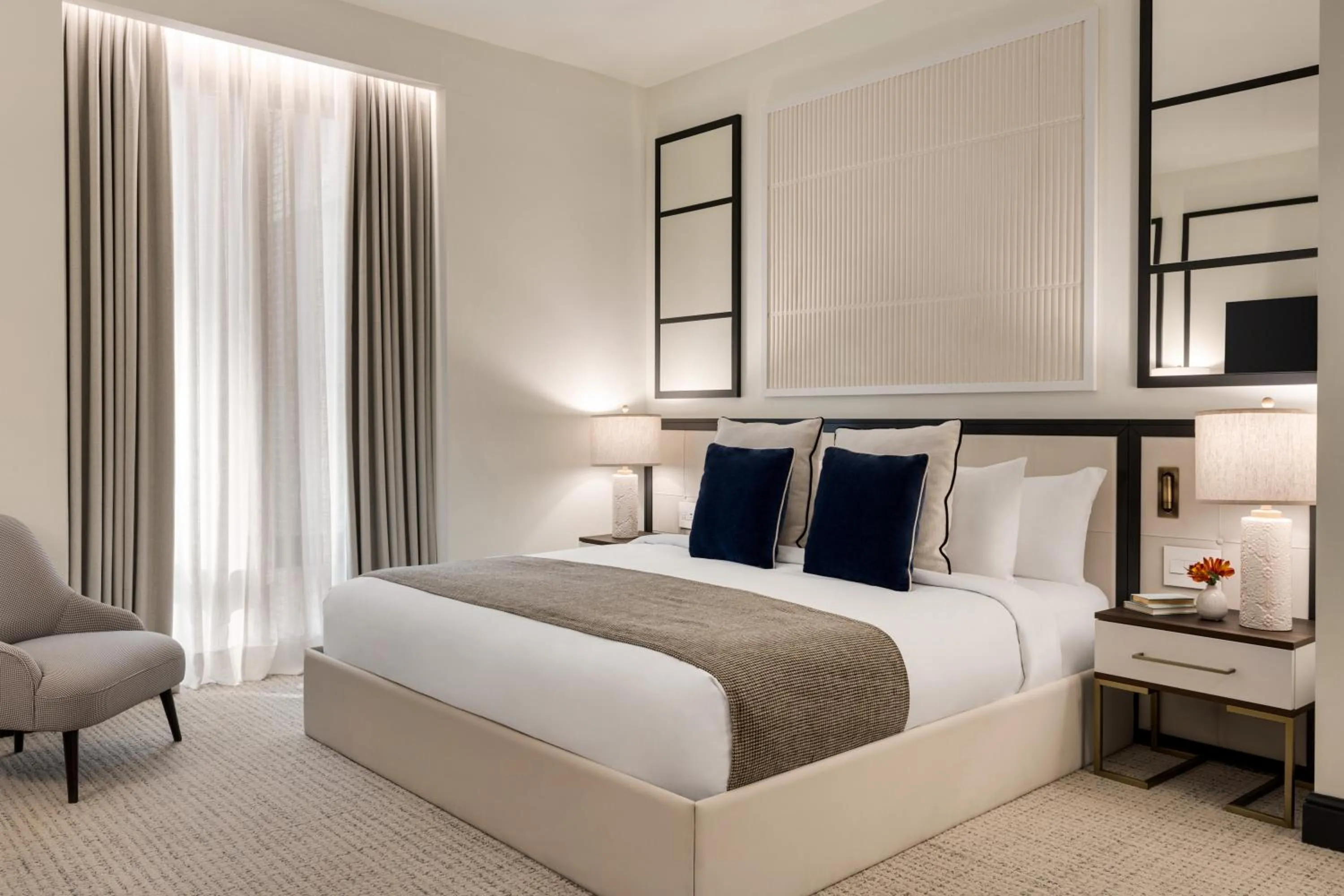 Bed in The Chemists Club Hotel