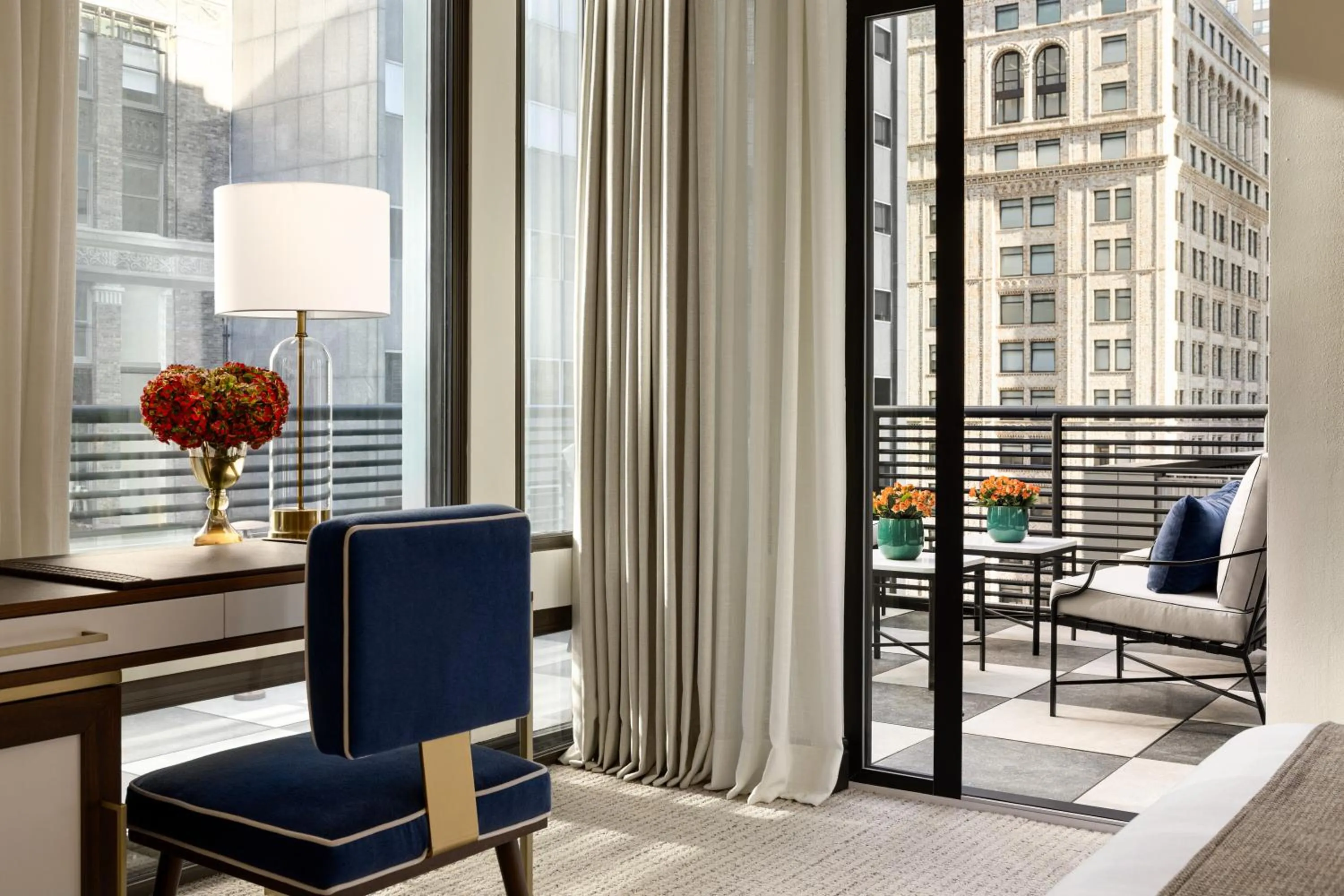 Bedroom in The Chemists Club Hotel