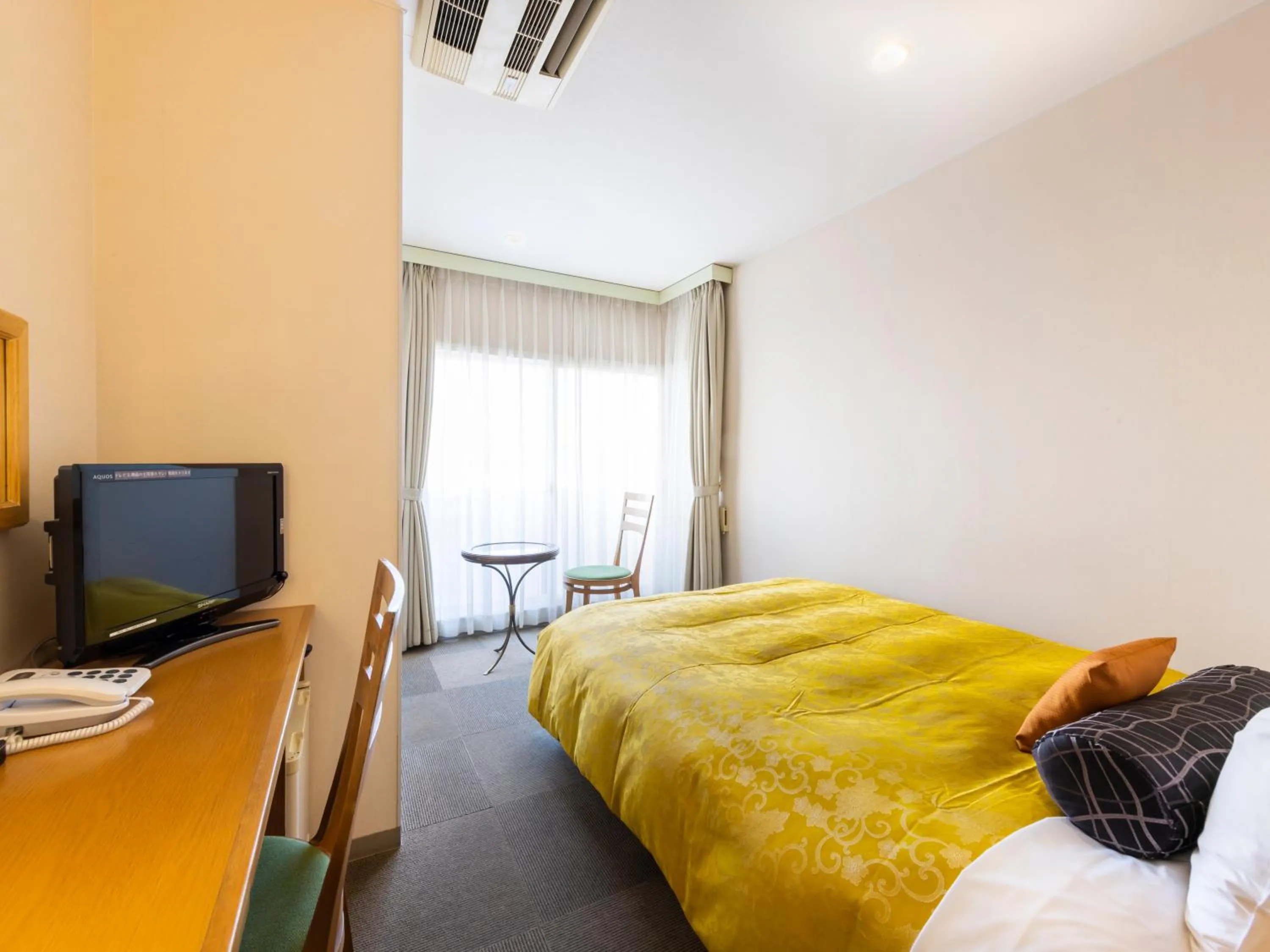 Bed in Hotel Dorf Shizuoka