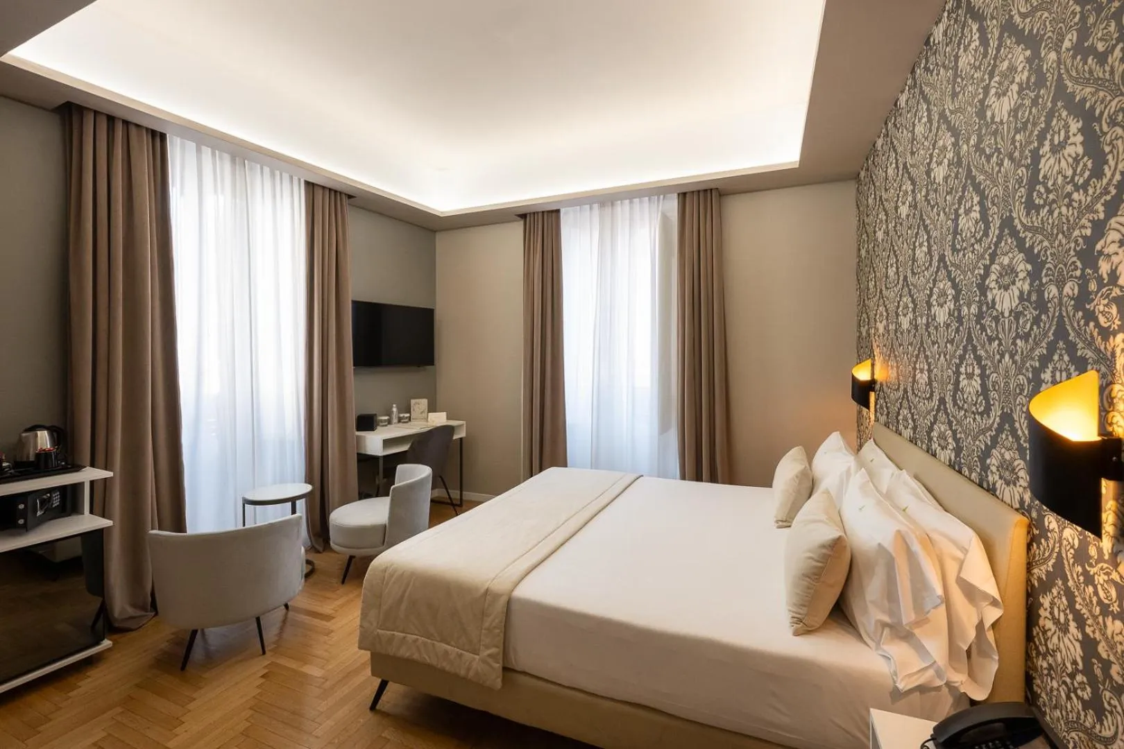 Bedroom, Bed in Hotel Caravita