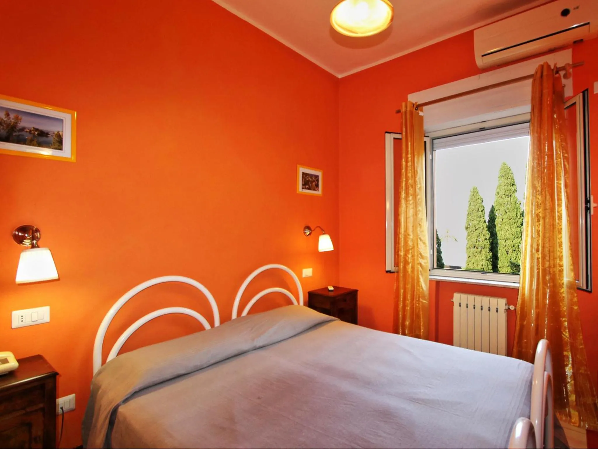 Bedroom, Bed in Innpiero