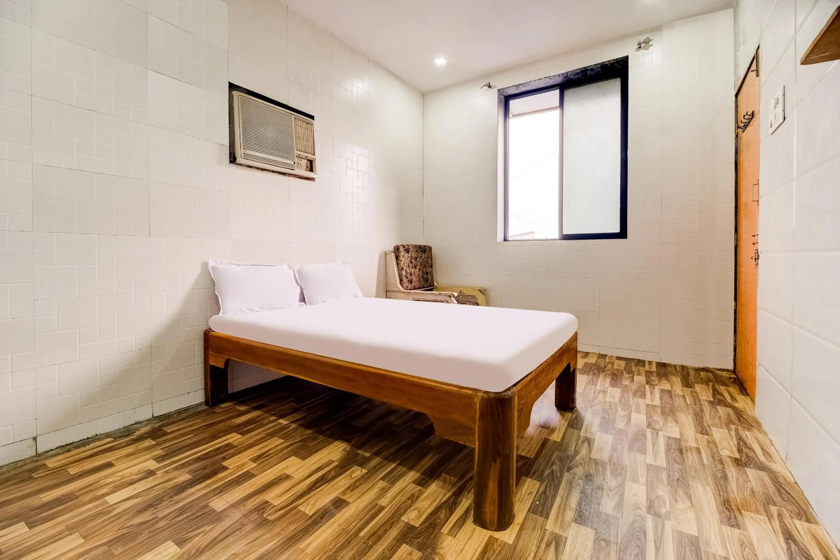 Bedroom in Hotel O Sargam Lodging And Boarding